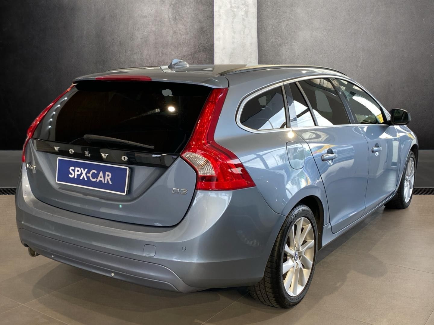 Volvo V60, D3 SUMMUM - fotka 3