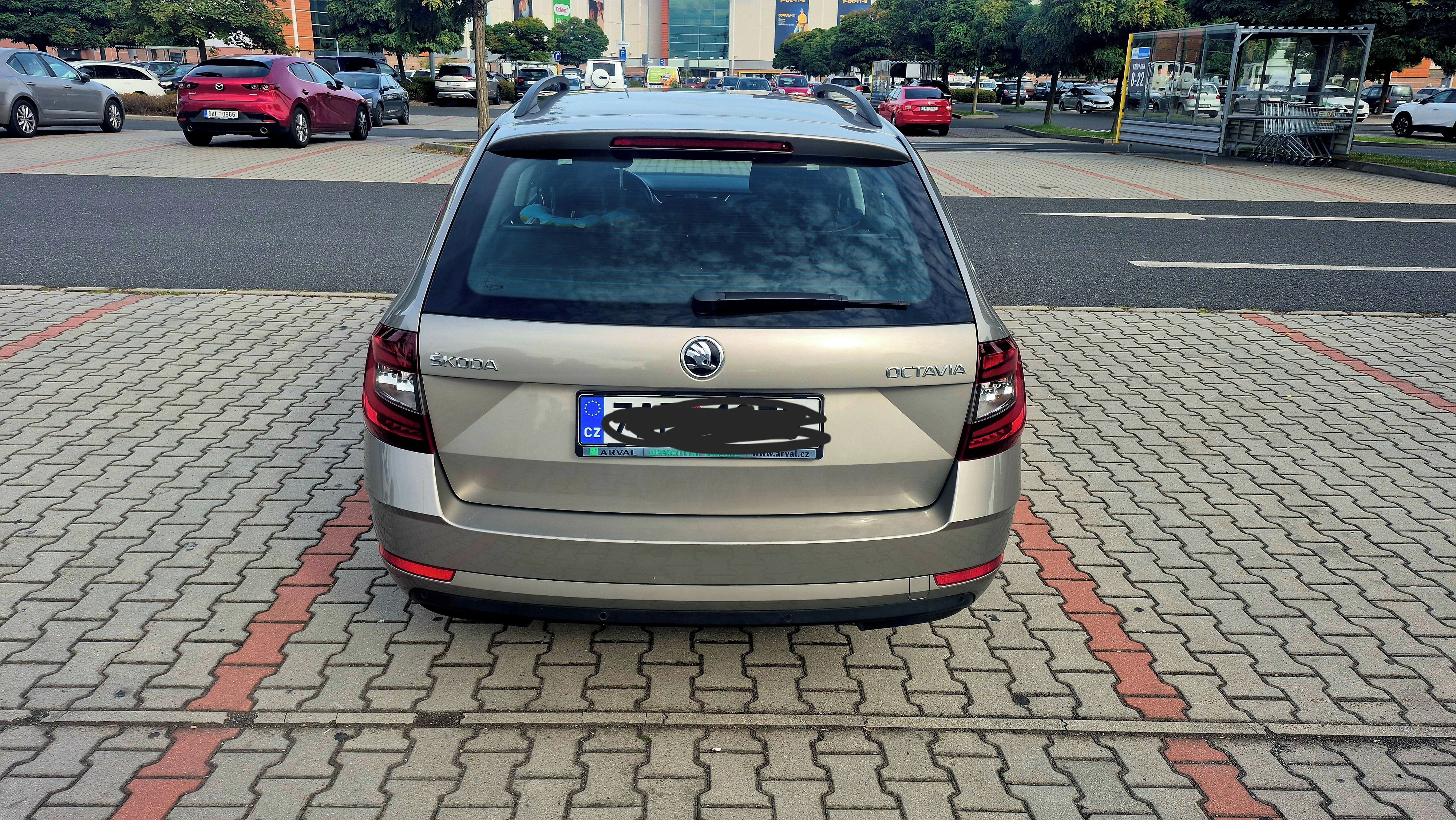 Škoda Octavia, Škoda Octavia, STYLE, 1.6 TDI - fotka 6