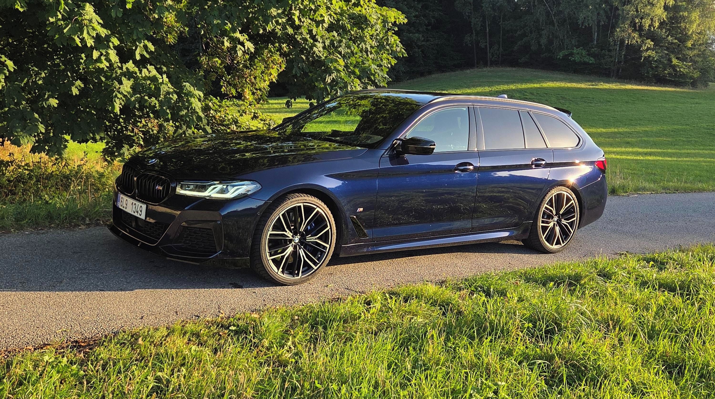 BMW Řada 5, 540i xDrive, zaruka 10/2027 - fotka 4