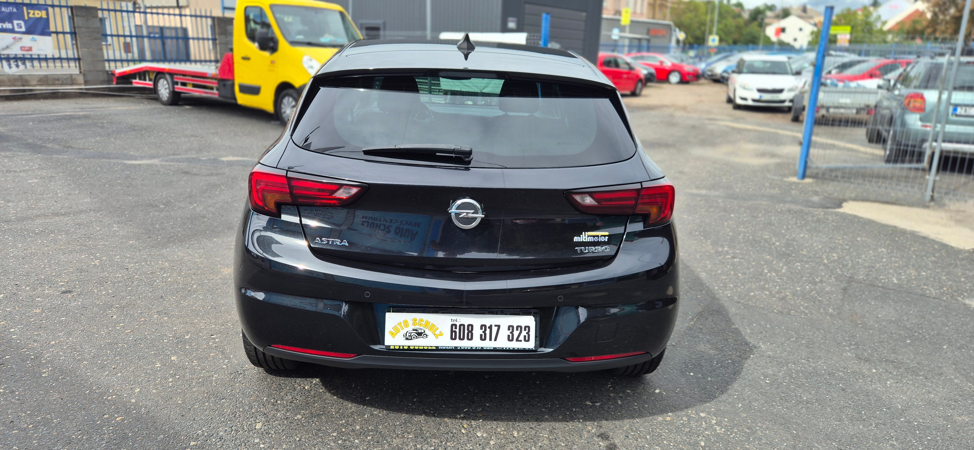 Opel Astra, 1.4i 110KW,TOP VÝBAVA,SER.KNÍŽ - fotka 6