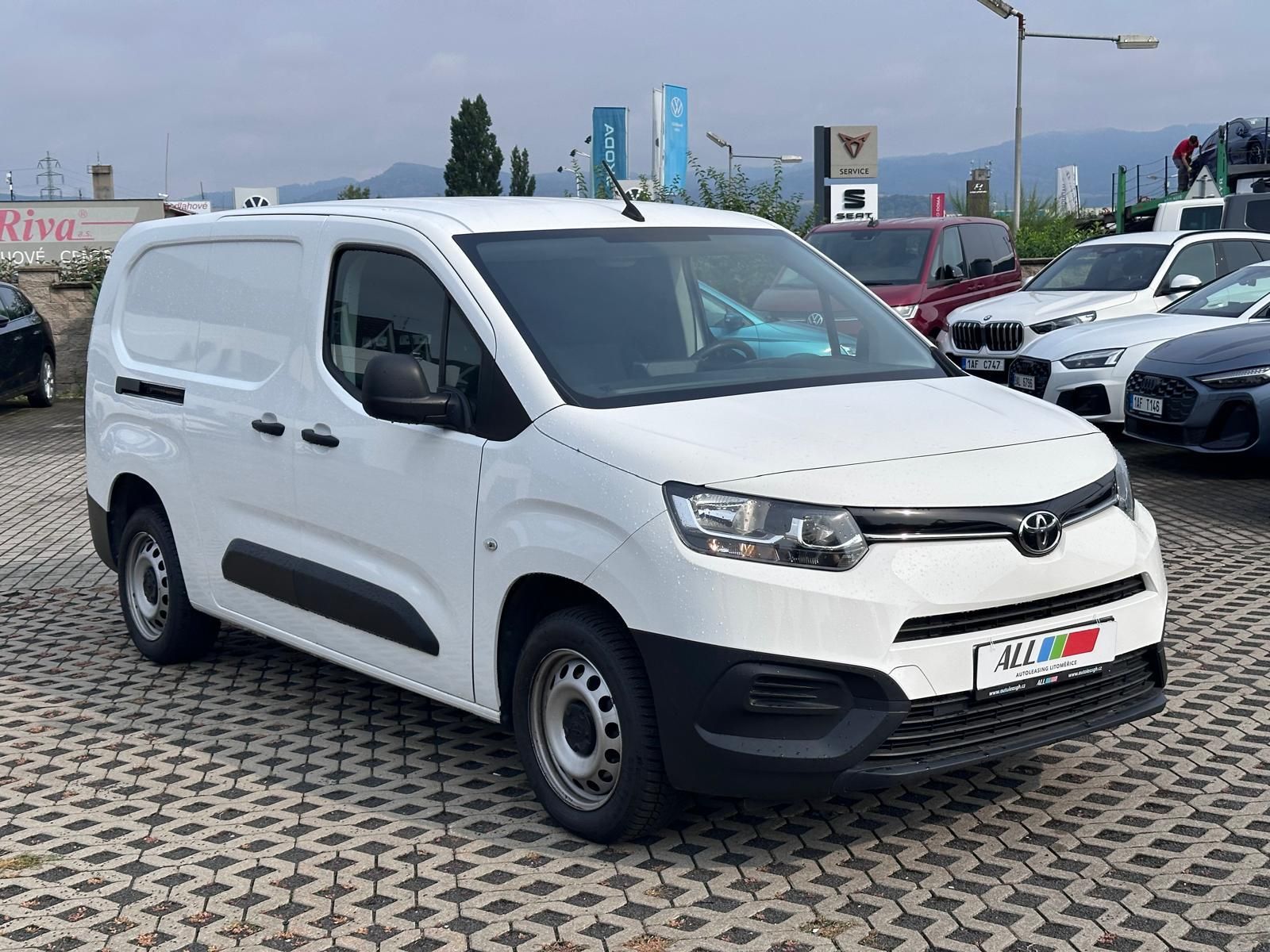 Toyota Proace City, 1.5 D 75kW - fotka 4