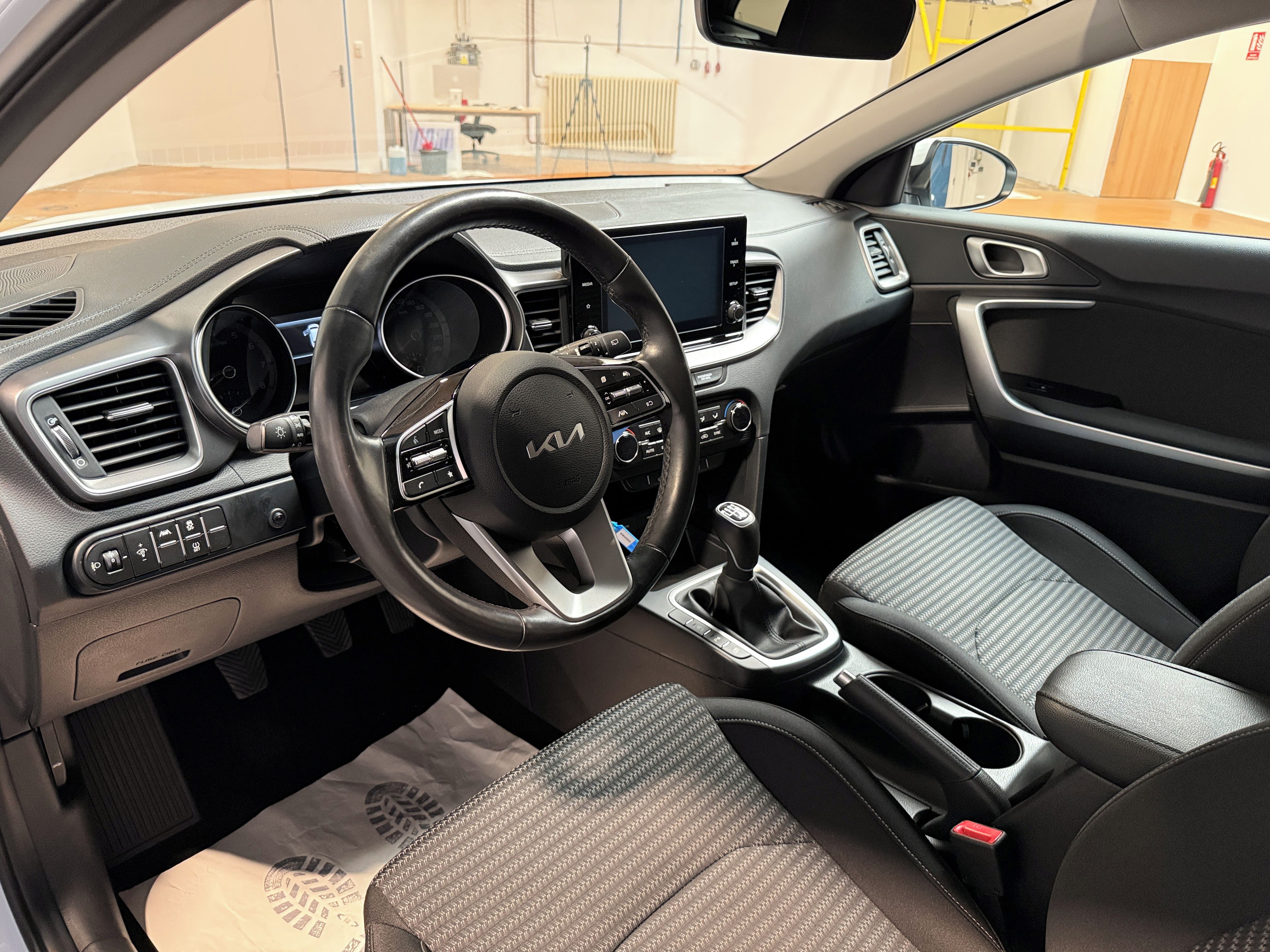 Kia Cee´d, 1.5 T-GDI 118kW Exclusive SW - fotka 5