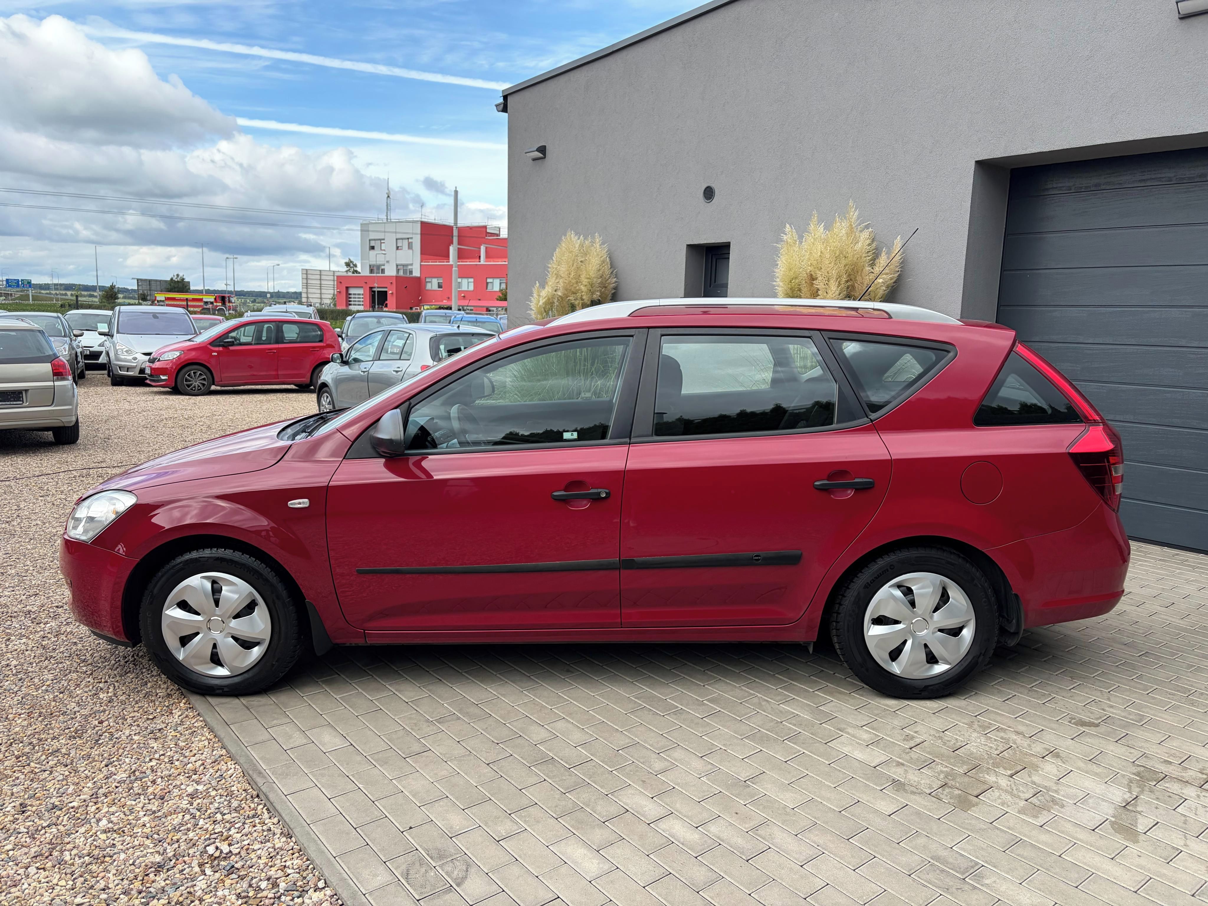 Kia Cee´d, 1.4i 80kW, Tažné,  Po 1. Maj. - fotka 6