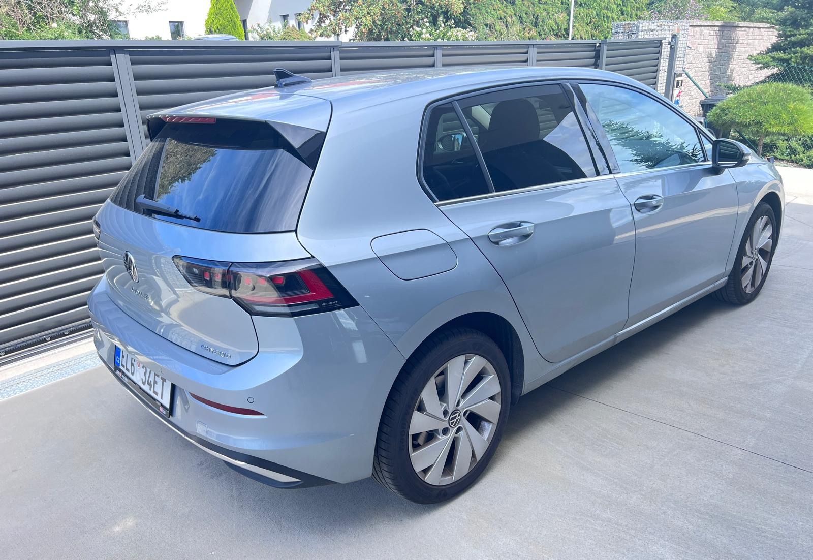 Volkswagen Golf, eHybrid,150 kW,DSG,360°,Matrix - fotka 2