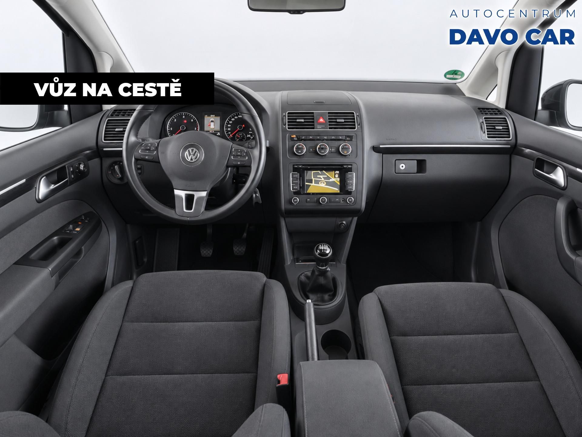 Volkswagen Touran, 2,0 TDI 103 kW Highline Tažné - fotka 3