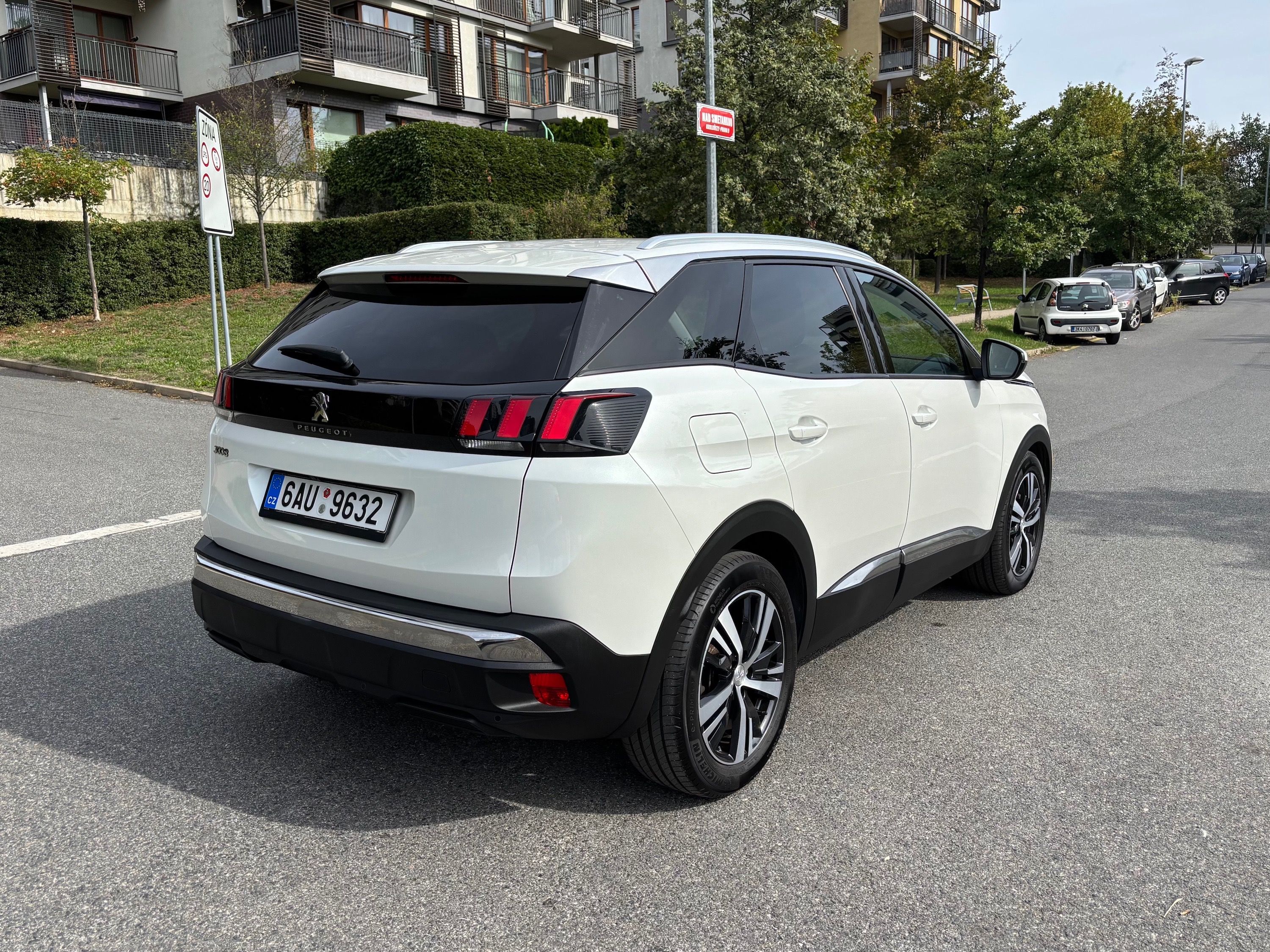 Peugeot 3008, Allure 2.0 BlueHDi 150k MAN6 - fotka 5