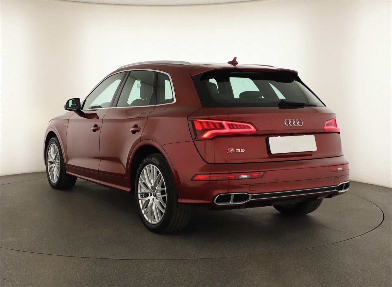 Audi SQ5, 3.0 TFSI, 4X4, Automat, ČR - fotka 4