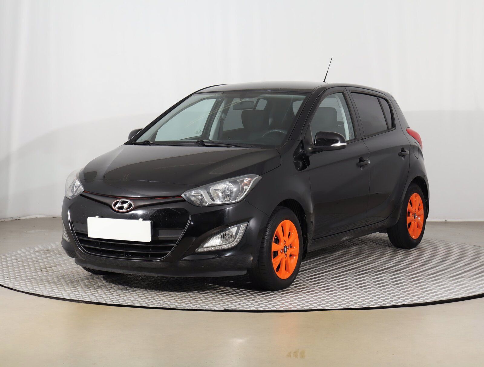 Hyundai i20, 1.2, Serv.kniha - fotka 2