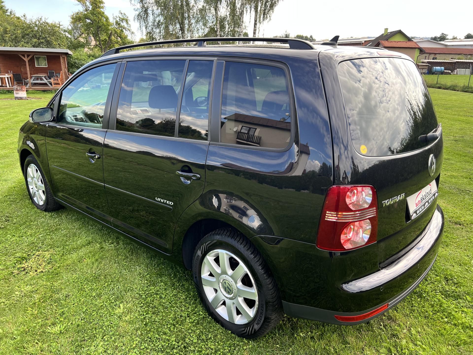 Volkswagen Touran, 1.6 MPI 75KW,7MÍST,DIGI,NAVI - fotka 5