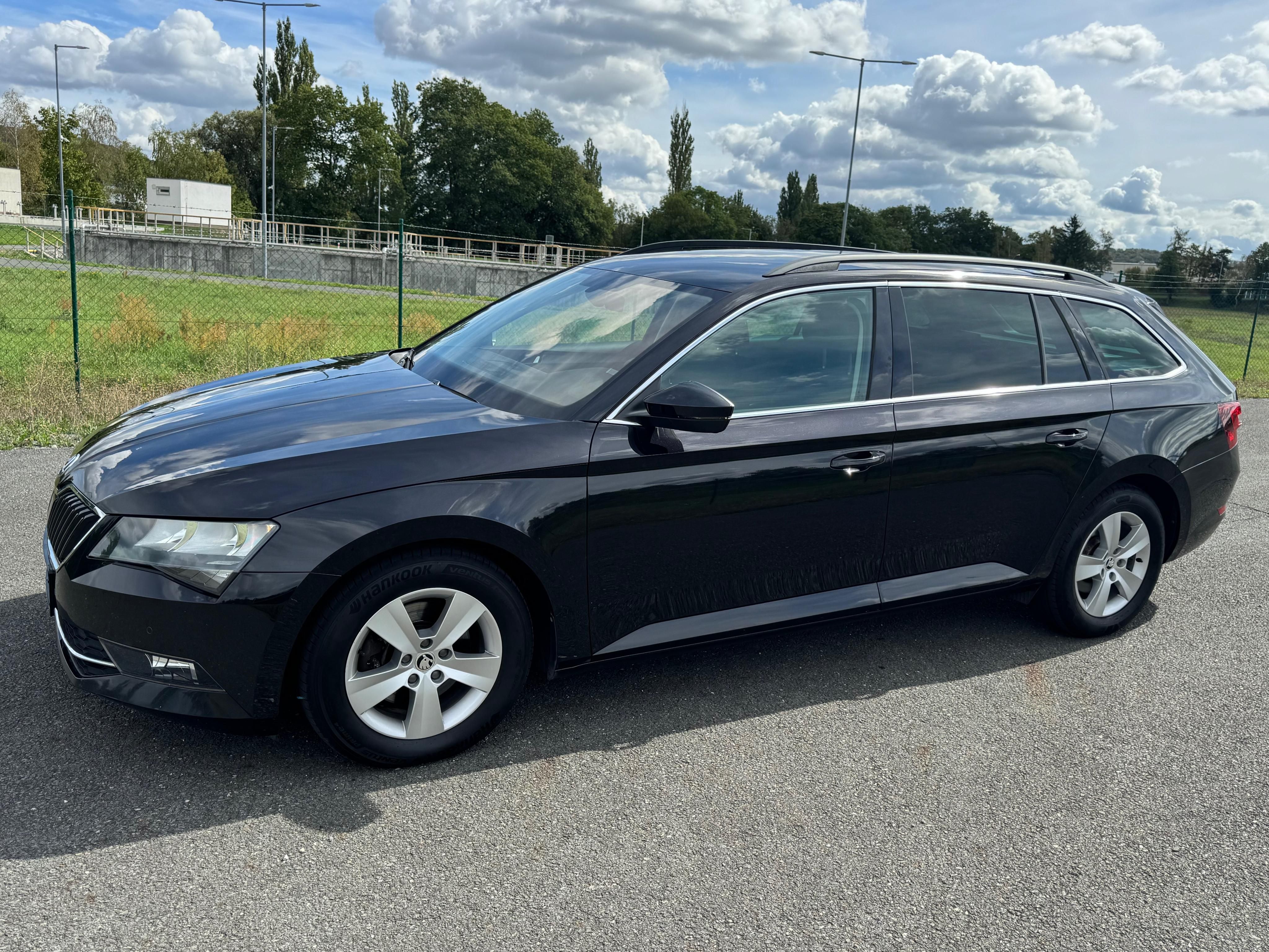 Škoda Superb, COMBI 1.6 TDI 88KW TOP STAV