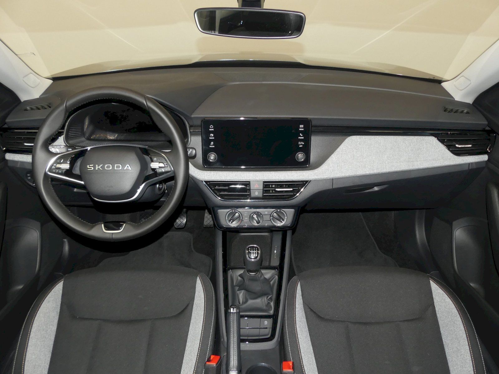 Škoda Kamiq, Selection 1.0TSI 85kW - fotka 5