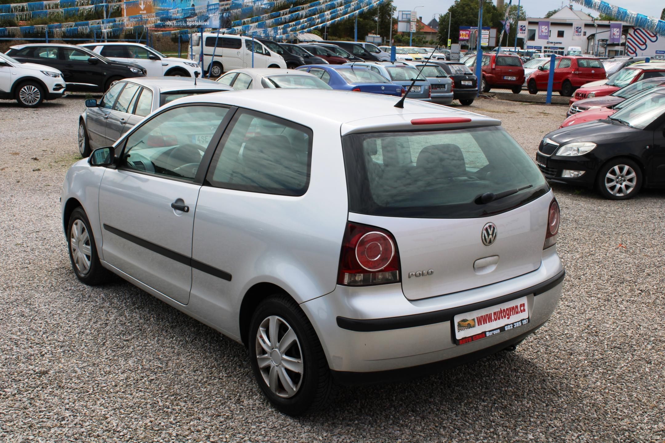 Volkswagen Polo, 1,2i KLIMA EL.OKNA  SERVO ABS - fotka 5