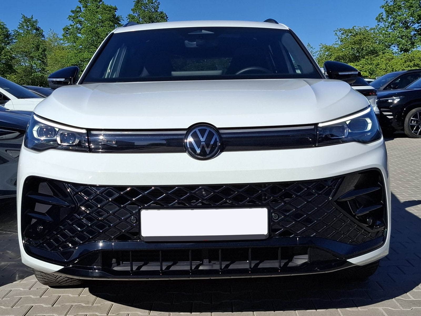 Volkswagen Tiguan, TDI 4M R-Line DCC HuD Pano H/K - fotka 2
