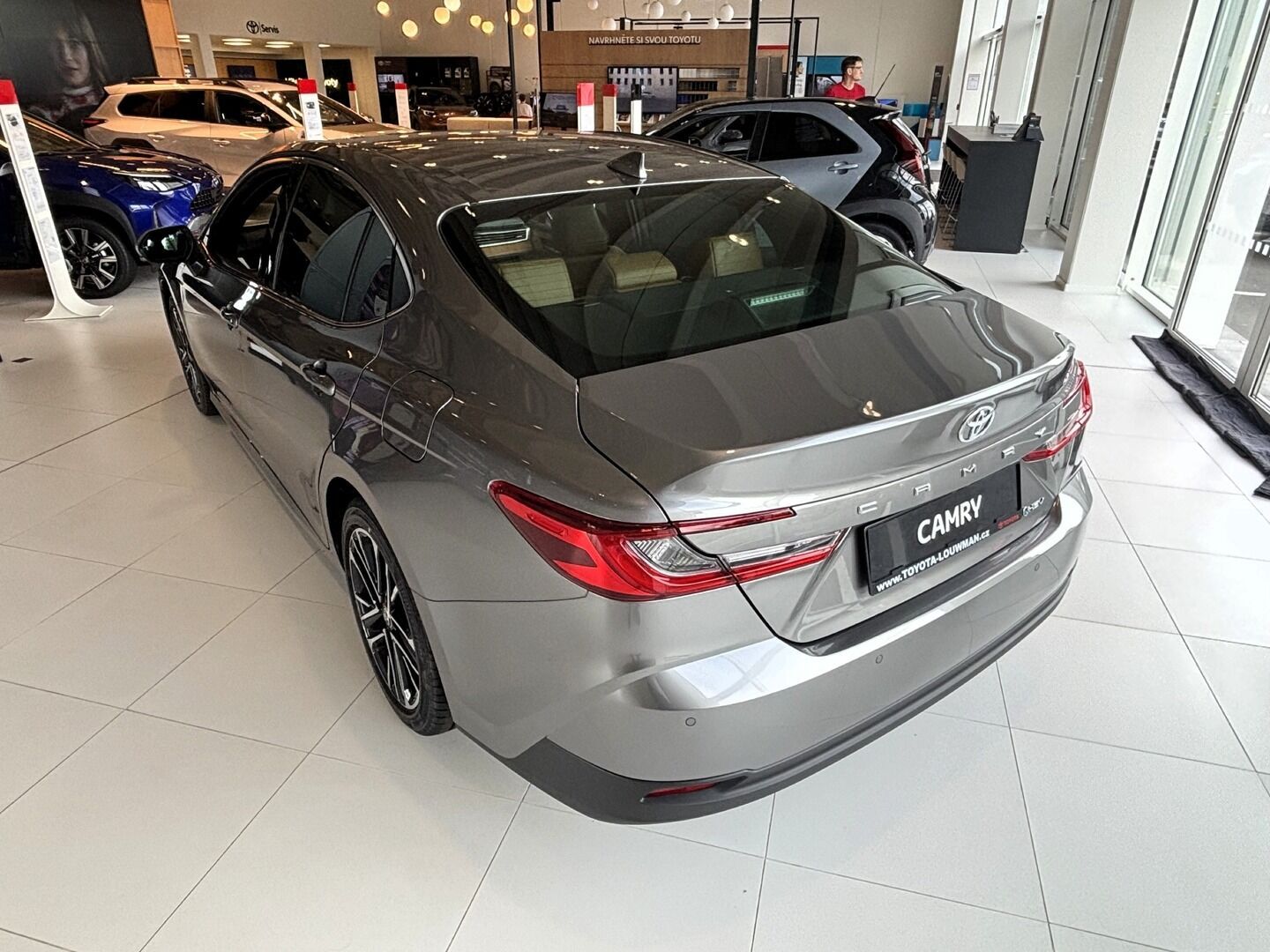 Toyota Camry, 2,5 Executive - fotka 5