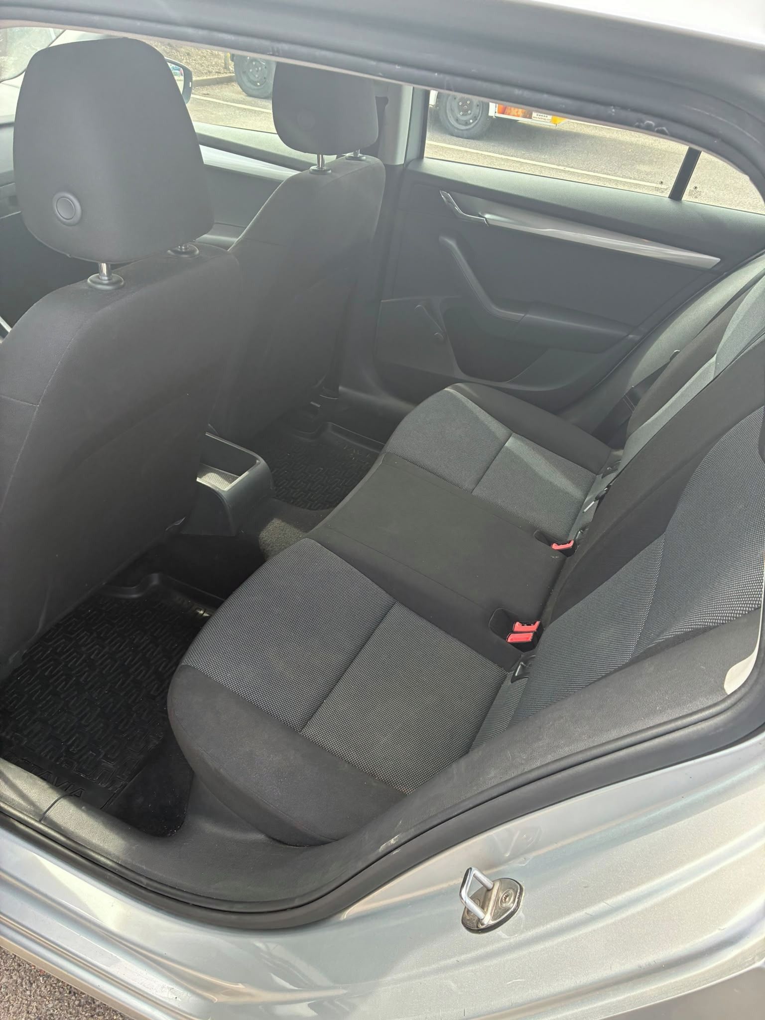 Škoda Octavia, 1.6 TDI - Servisní kniha - fotka 6