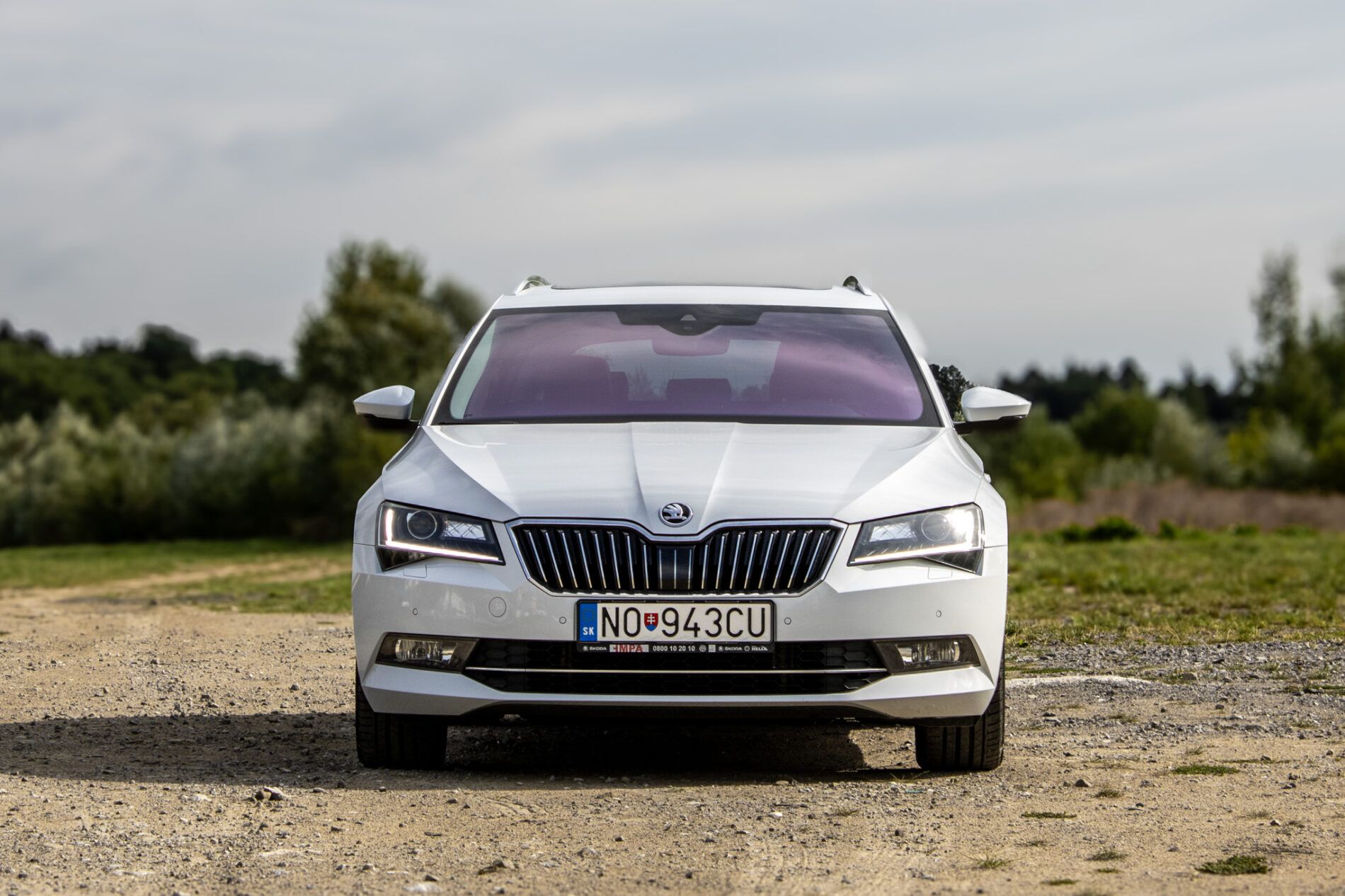 Škoda Superb - fotka 2