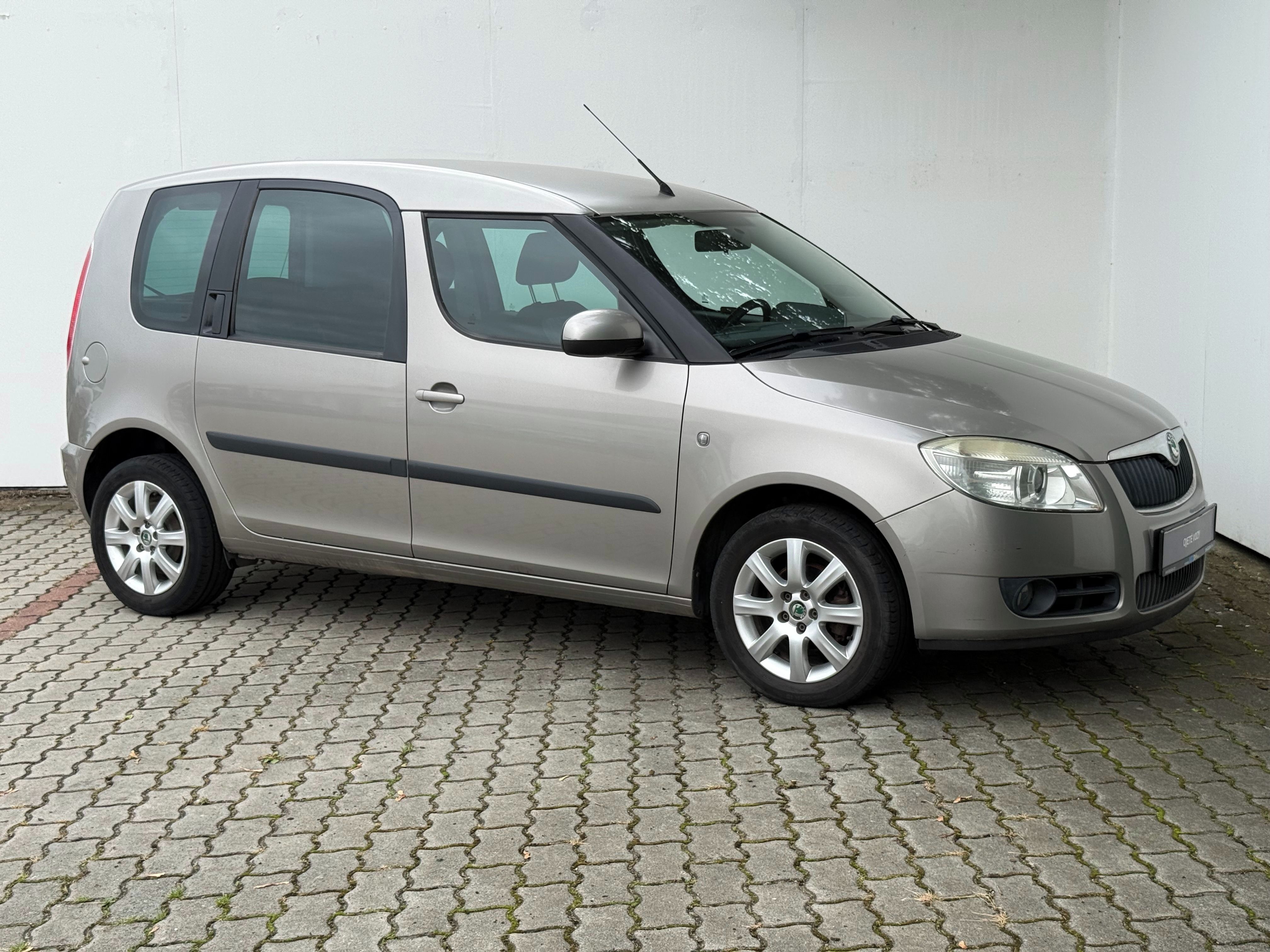 Škoda Roomster, 1.2 HTP / 51 kW - fotka 3