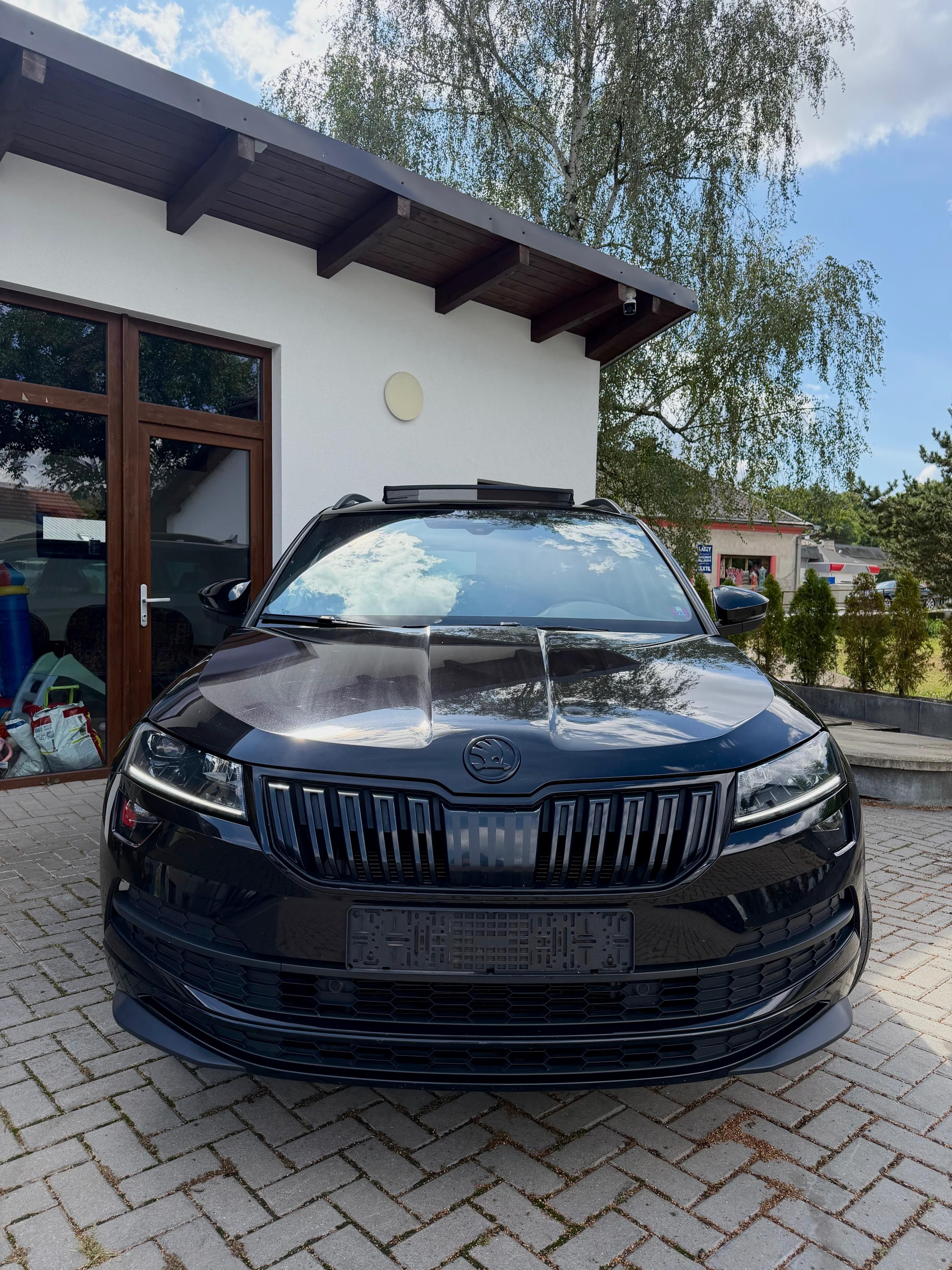 Škoda Karoq, Sport Line PANORAMA TAŽNÉ TOP - fotka 2