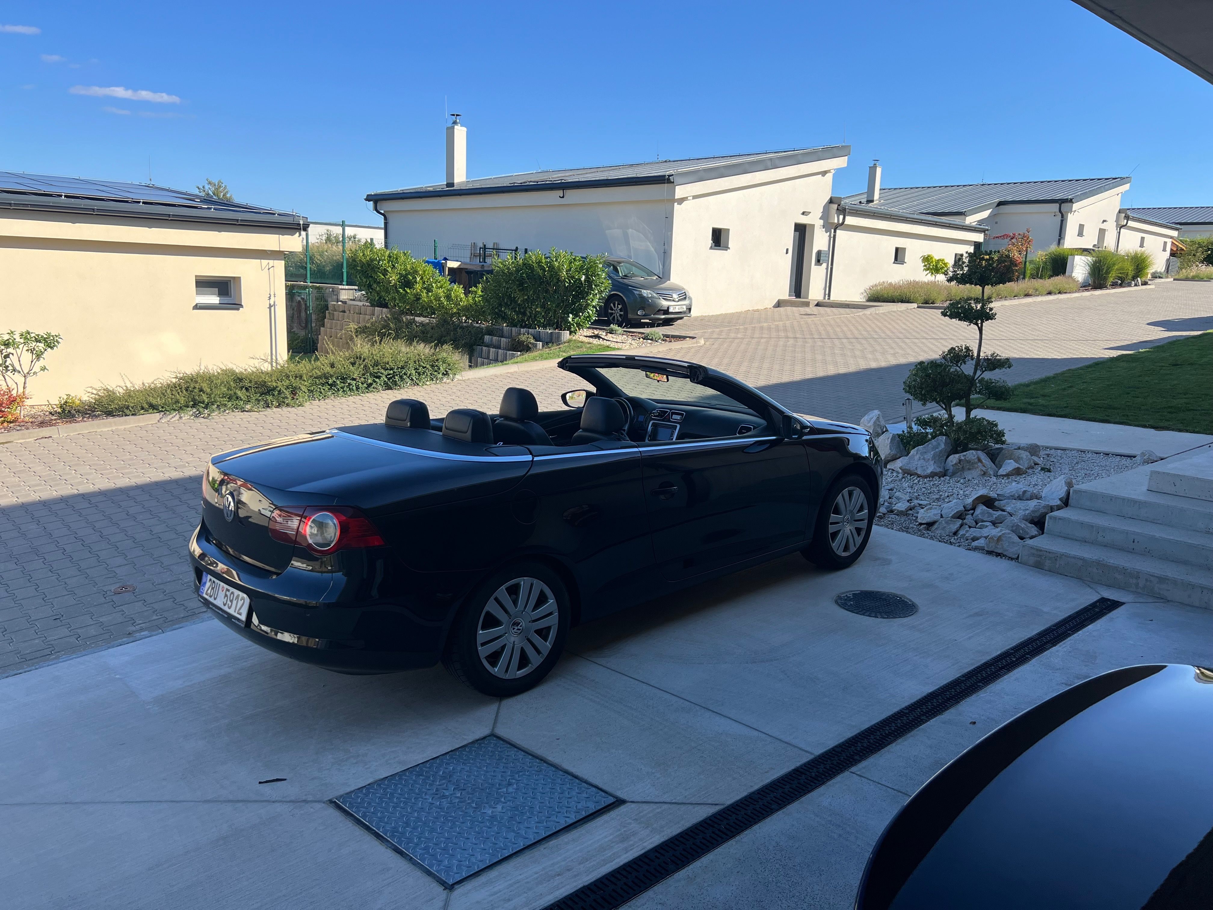 Volkswagen Eos, 1.4TSI 90kW, Kůže - fotka 5