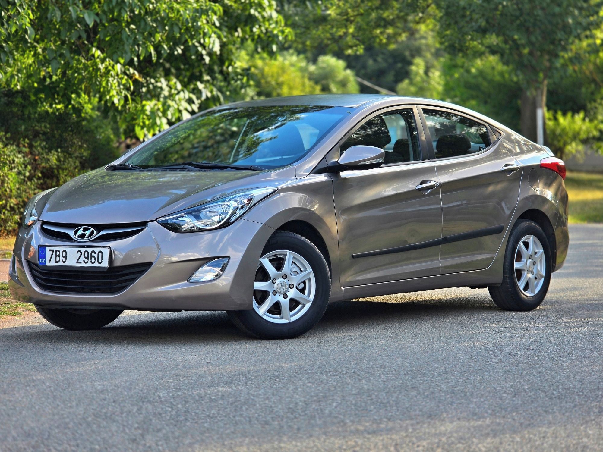 Hyundai Elantra, 1.6 97kw, 1. Majitel - fotka 2
