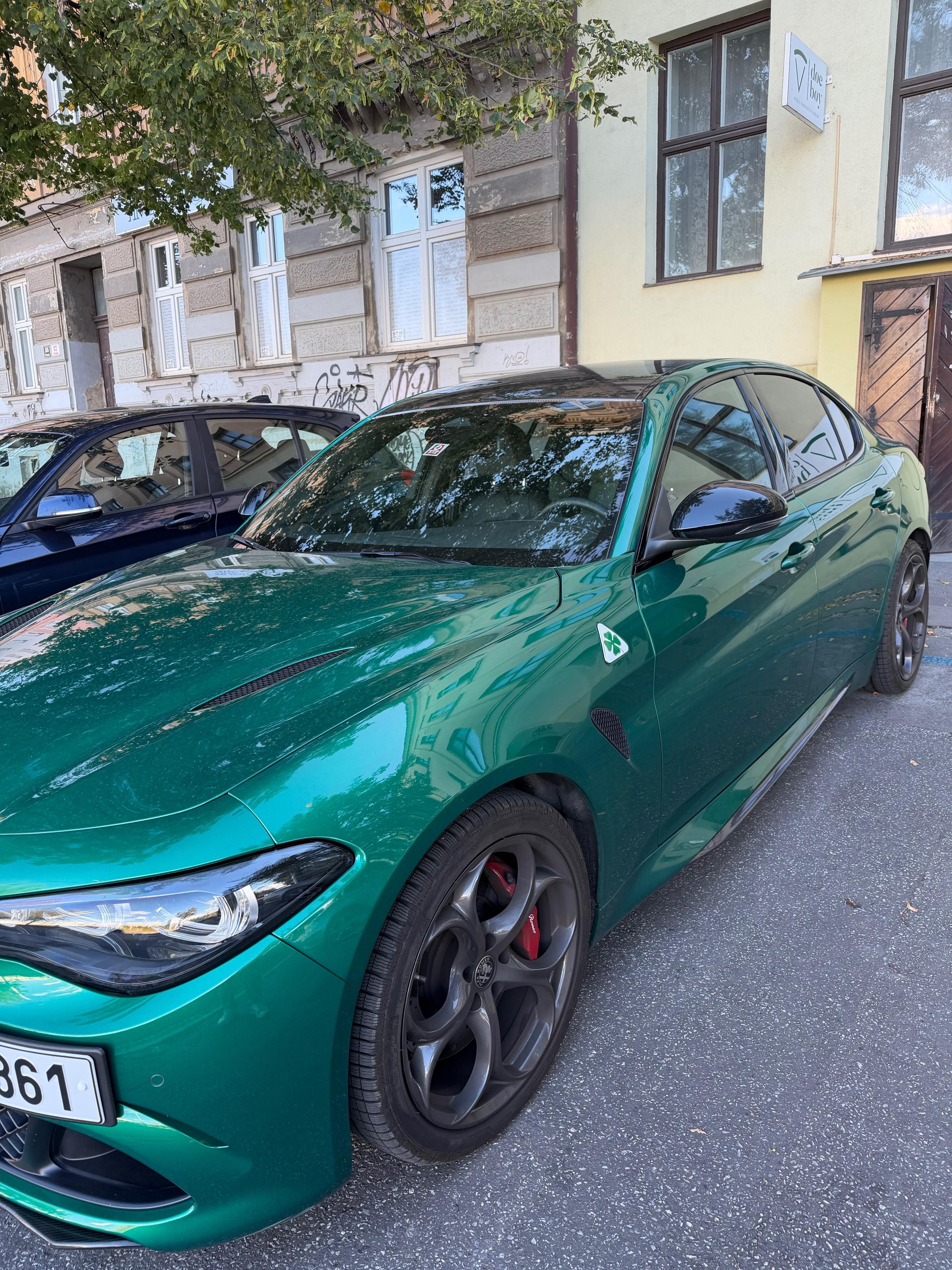 Alfa Romeo Giulia, Giulia QV PŘEVOD LEASINGU - fotka 4