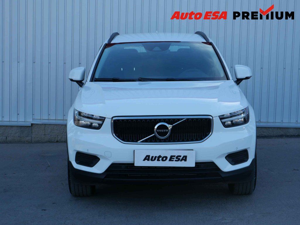Volvo XC40, 1.5T,ČR,Momentum,AT - fotka 2