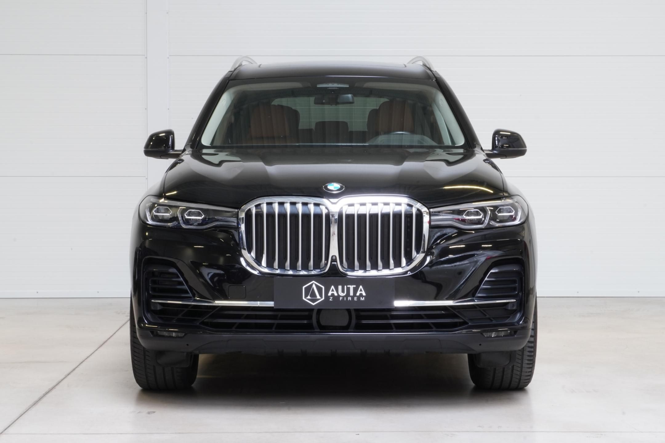 BMW X7, Xdrive40d,1MAJ,ČR,DPH,Tažné - fotka 2