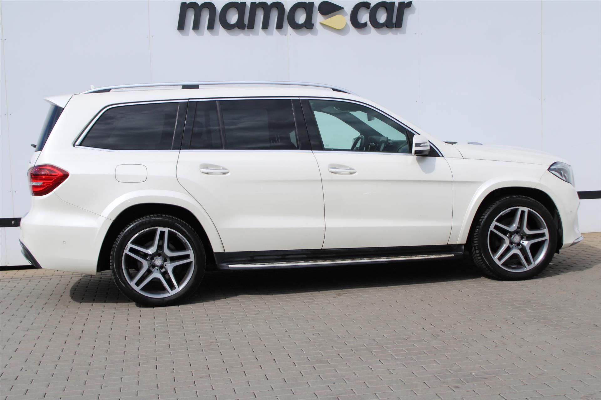 Mercedes-Benz GLS, 500 4MATIC AMG SERVISNÍ KN. ČR - fotka 2