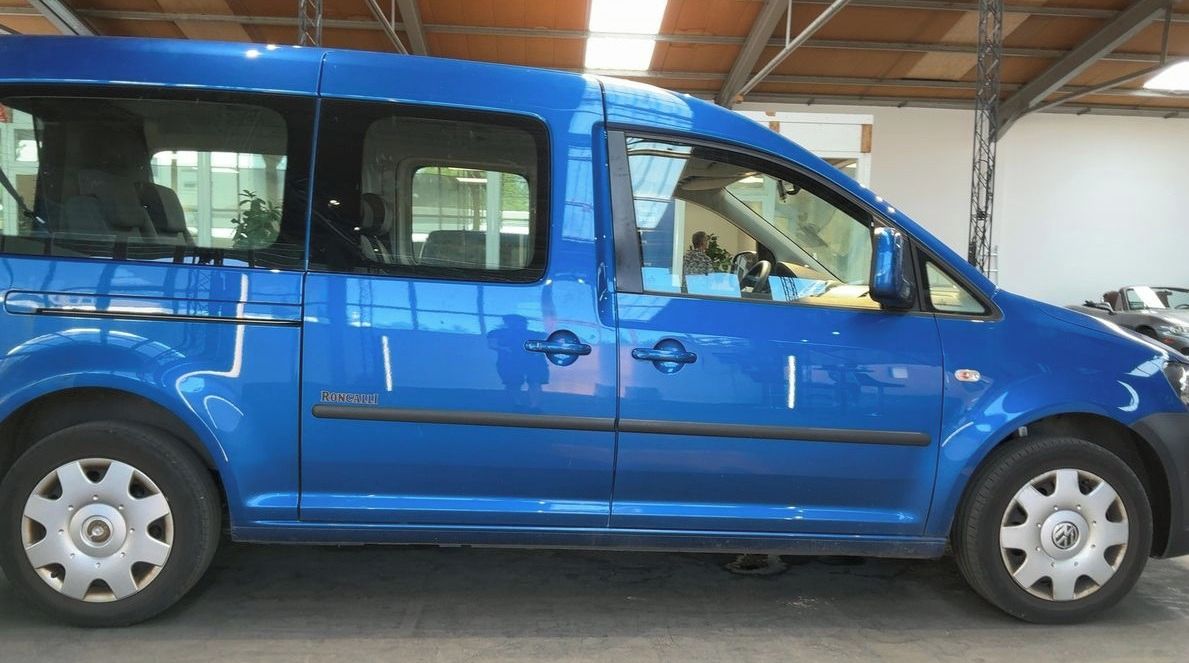 Volkswagen Caddy, MAXI 2.0Tdi 103KW 7-MÍST TAŽNÉ - fotka 5