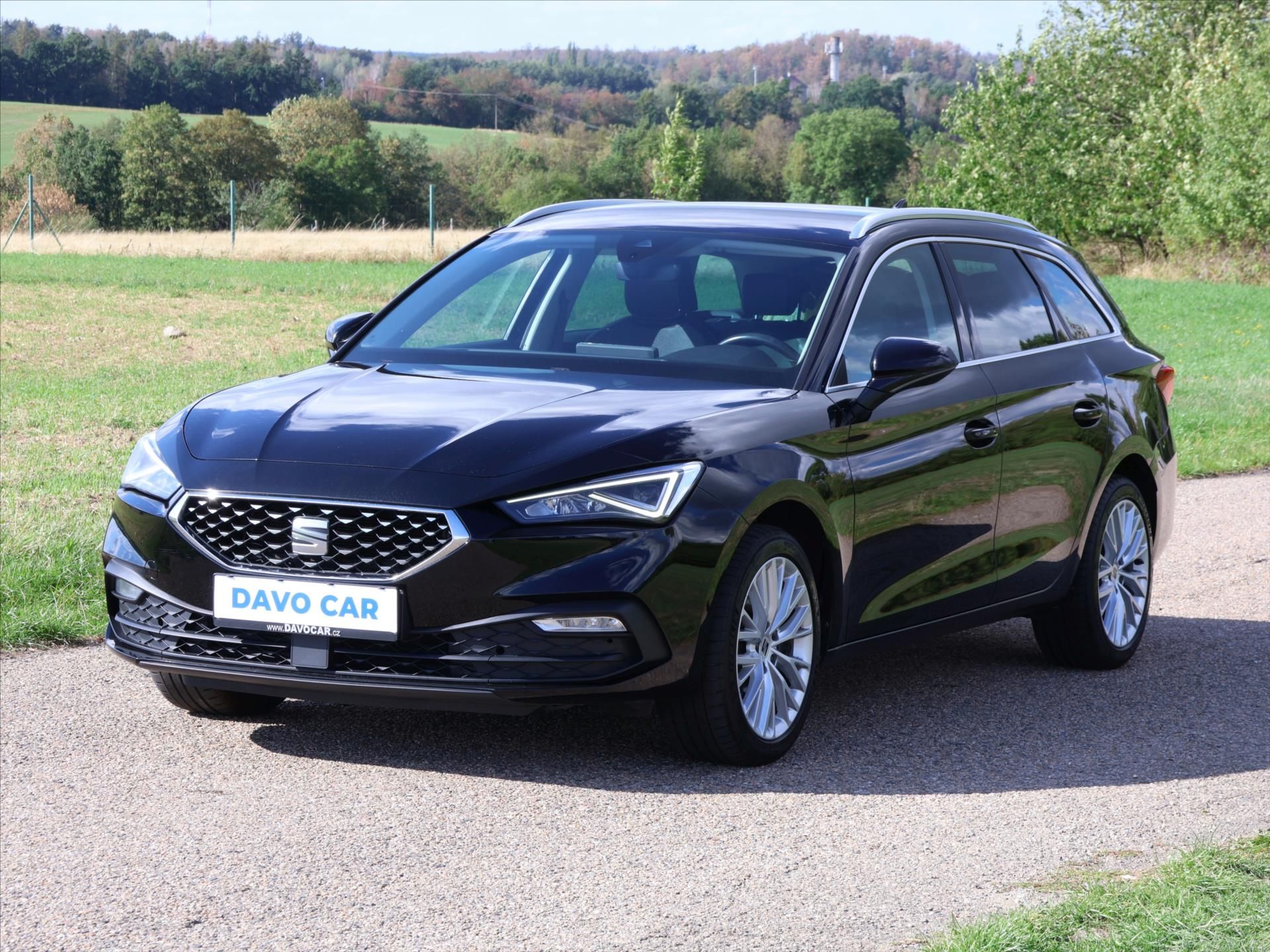 Seat Leon, 2,0 TDI DSG 110kW Xcellence ST - fotka 3