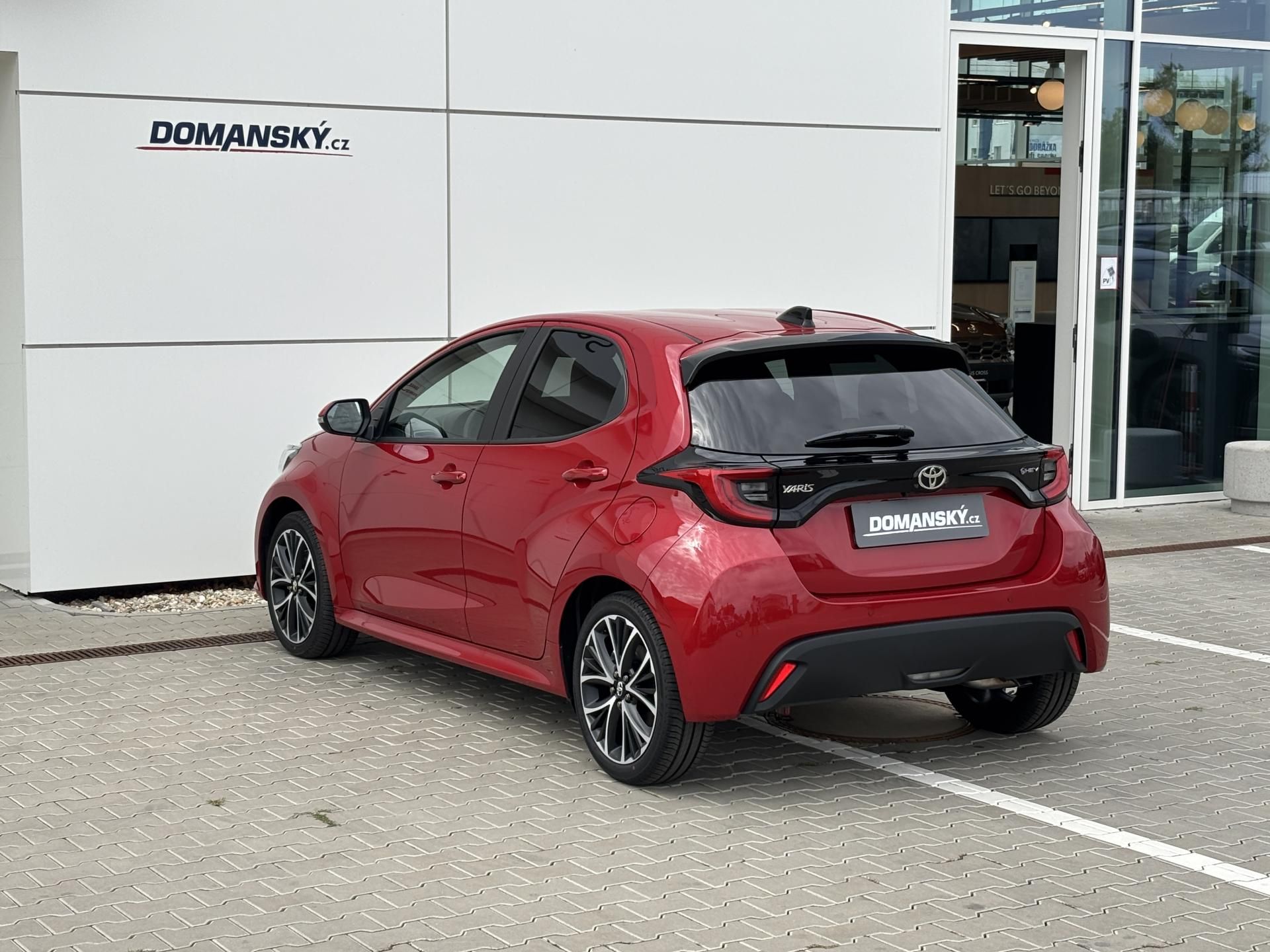 Toyota Yaris, Style 1,5 HEV AT - fotka 4