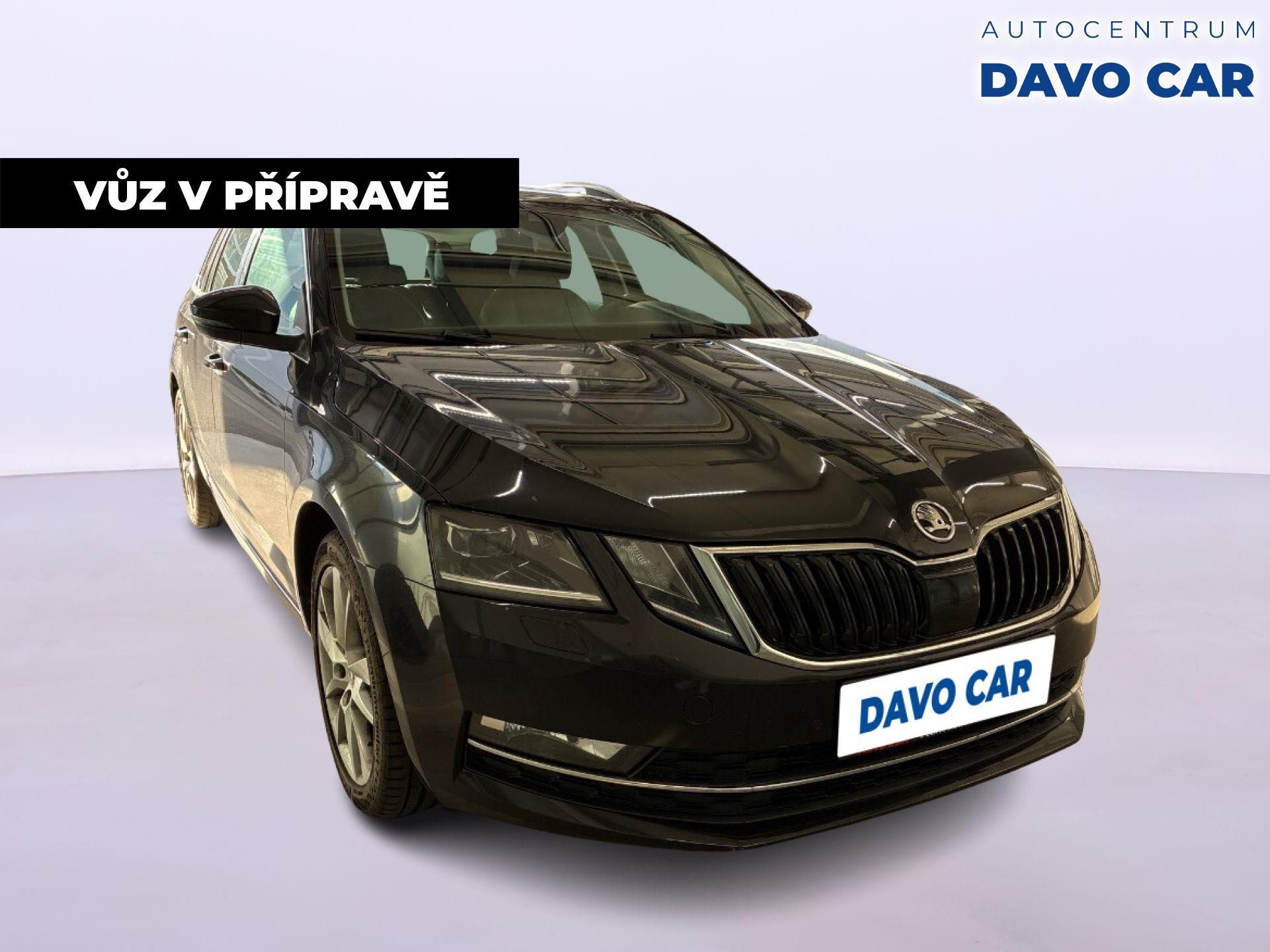 Škoda Octavia, 1,6 TDI DSG Style+ LED Kůže - fotka 4