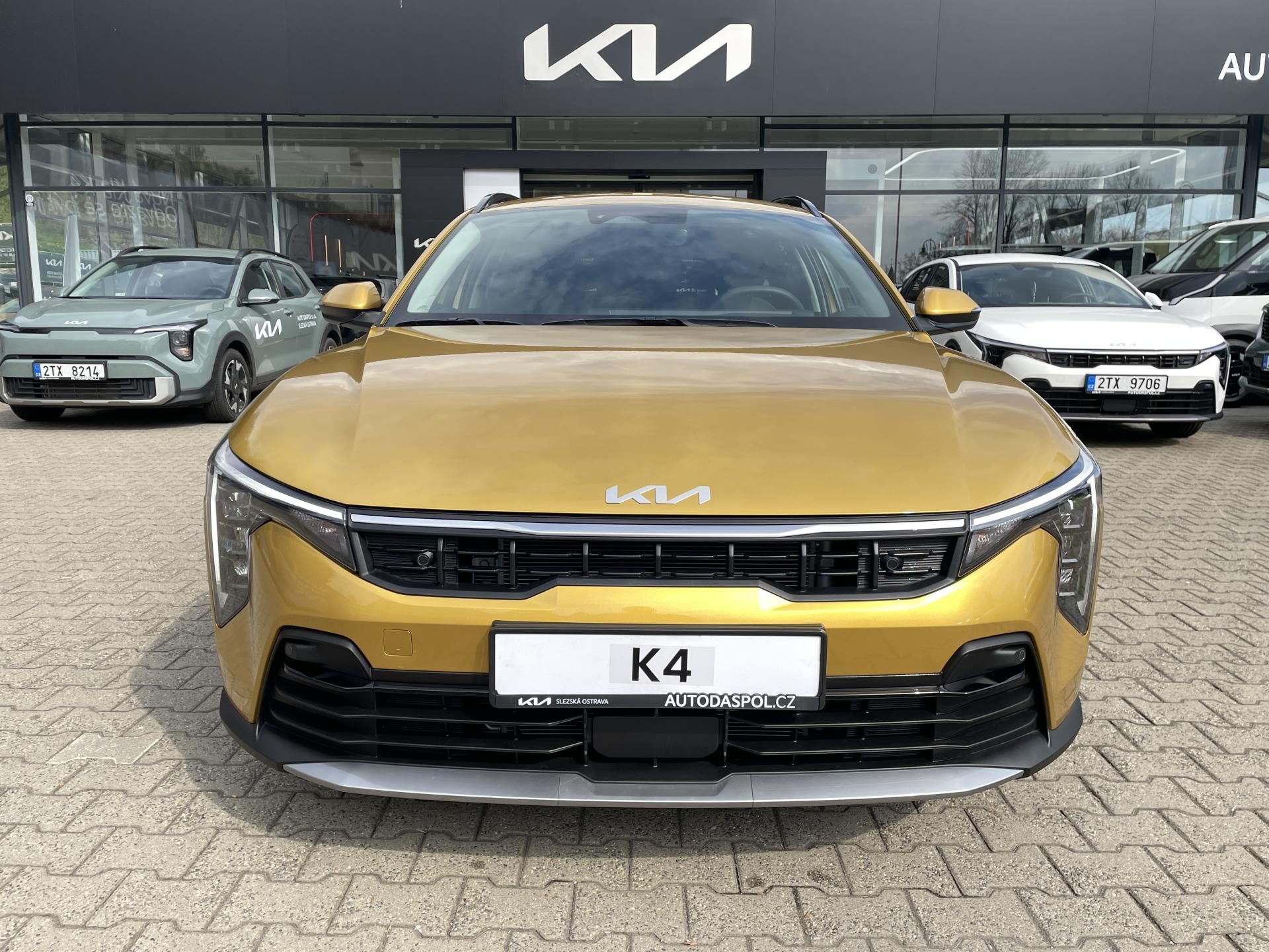 Kia K4, 1,6T-GDi  EXCLUSIVE 7DCT - fotka 2