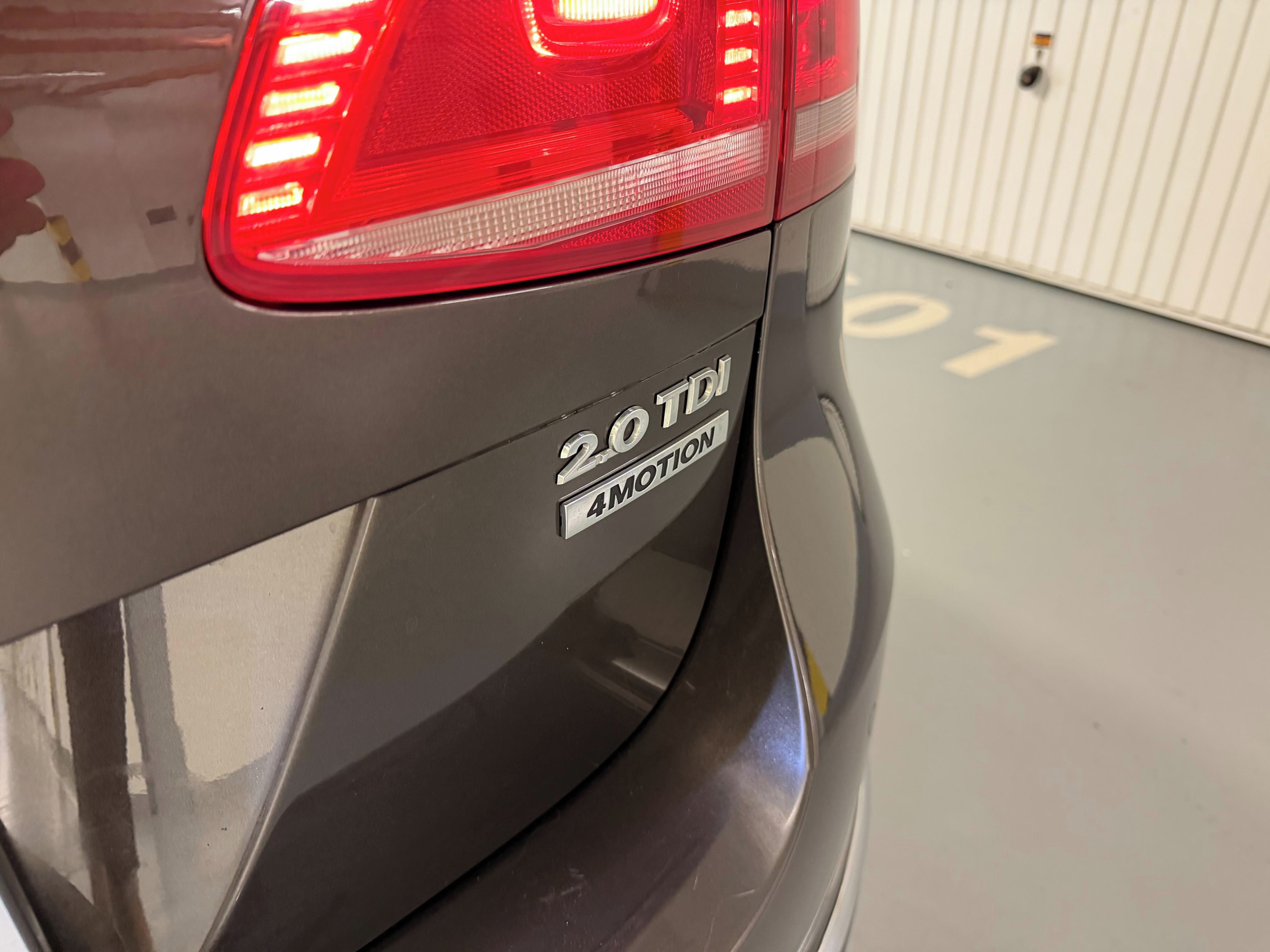 Volkswagen Passat, 103kW HIGHLINE 4x4 KŮŽE KAM CZ - fotka 5