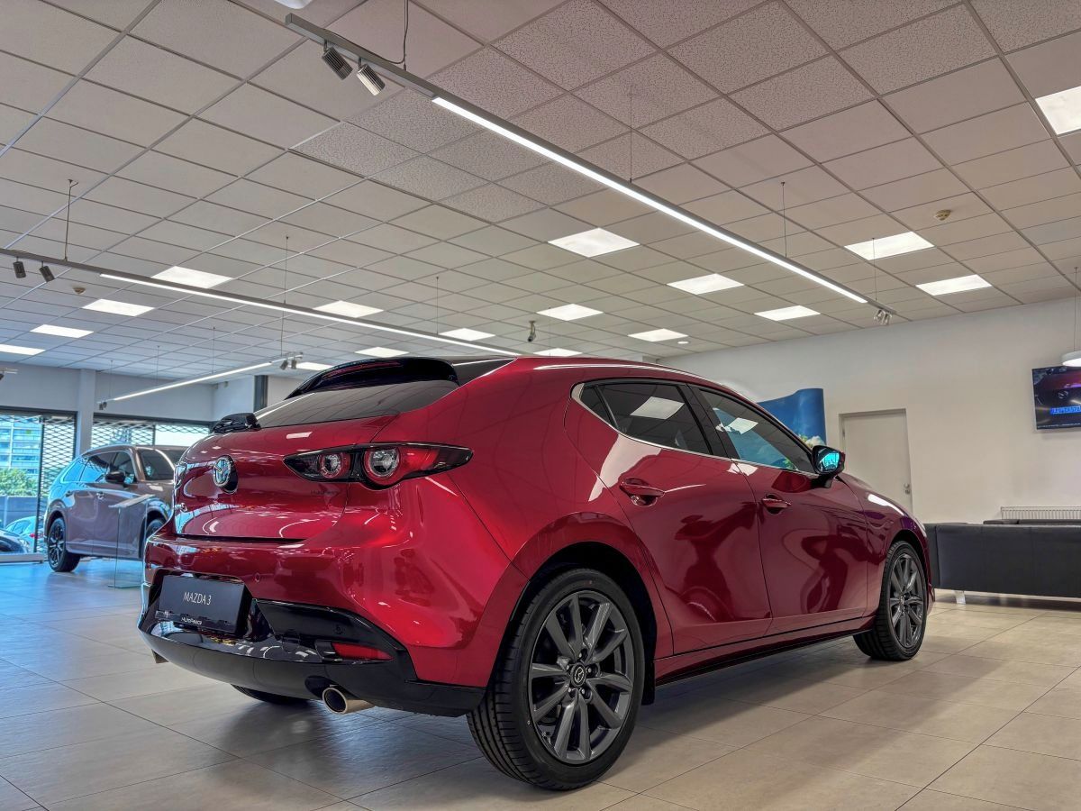 Mazda 3, 2027 Centre-line 2,5L G140 - fotka 4