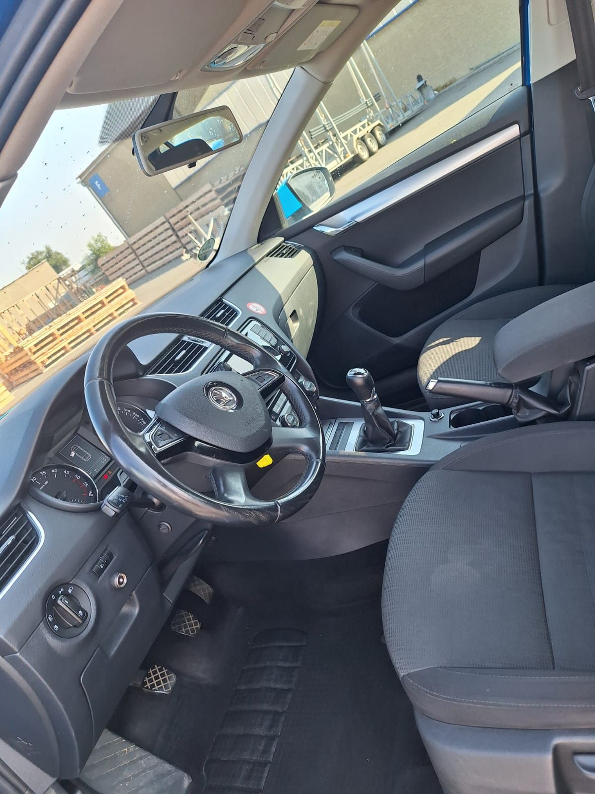 Škoda Octavia, 1.6 TDI, ČR, PO ROZVODECH - fotka 5