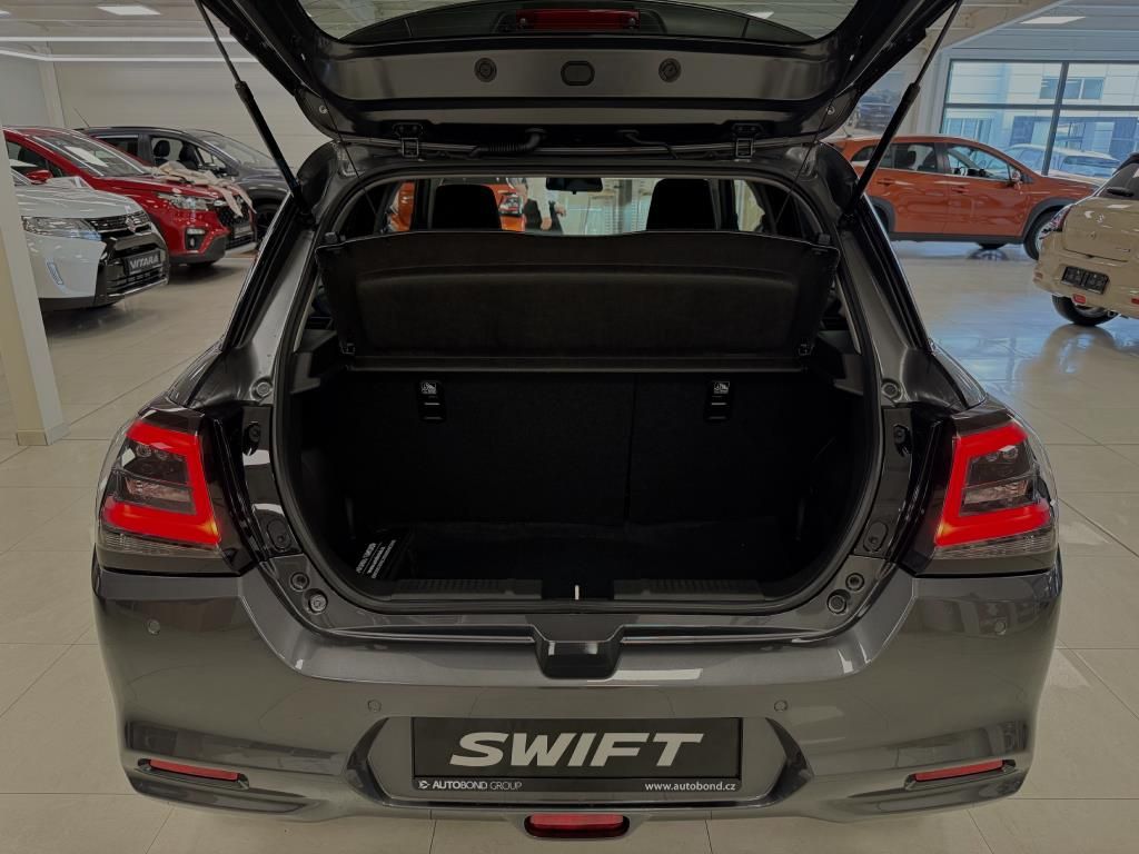 Suzuki Swift, PREMIUM 1.2 HYBRID CVT 4x2 MY2 - fotka 4