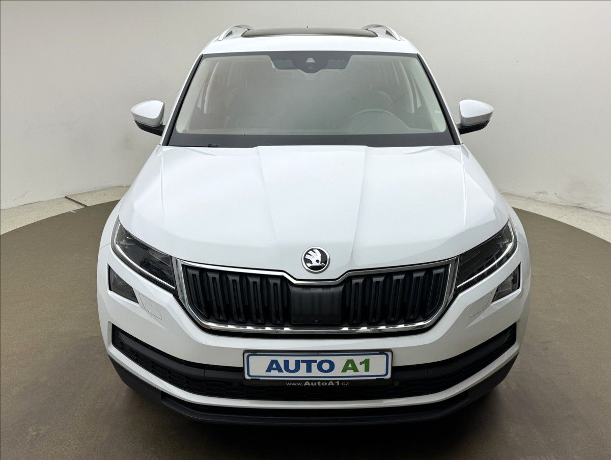 Škoda Kodiaq, 2,0 DSG 4X4 CANTON ACC 360° - fotka 2