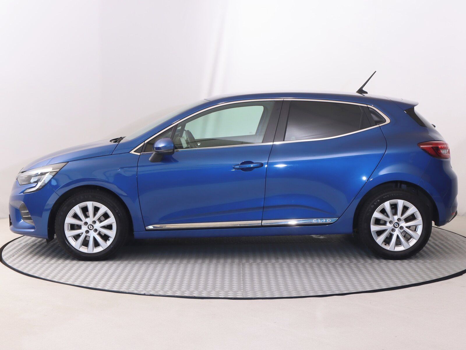 Renault Clio, 1.0 TCe, Automat, Serv.kniha - fotka 3