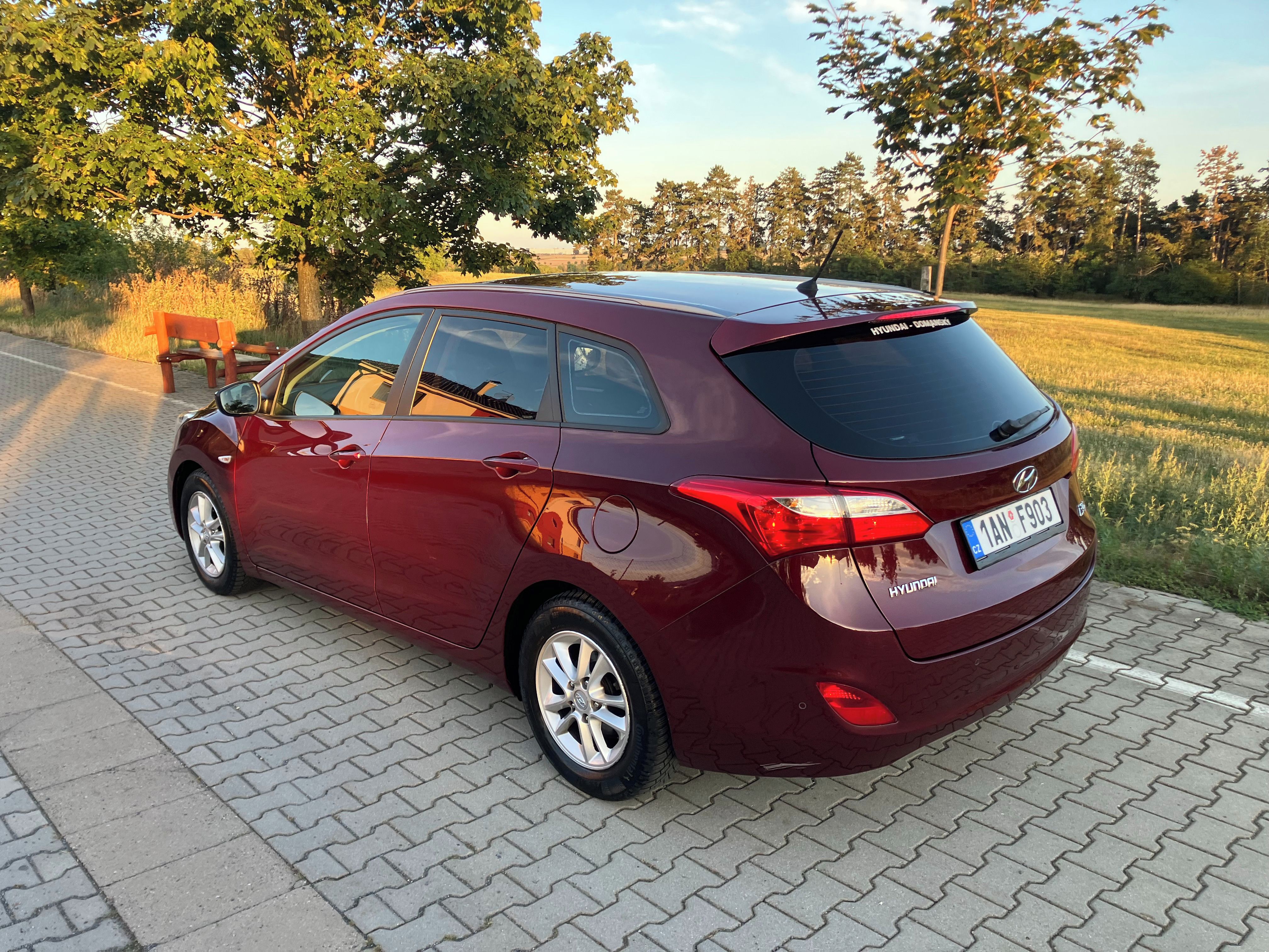 Hyundai i30, 1.6 CRDi 81 kW, nízká spotřeba - fotka 6