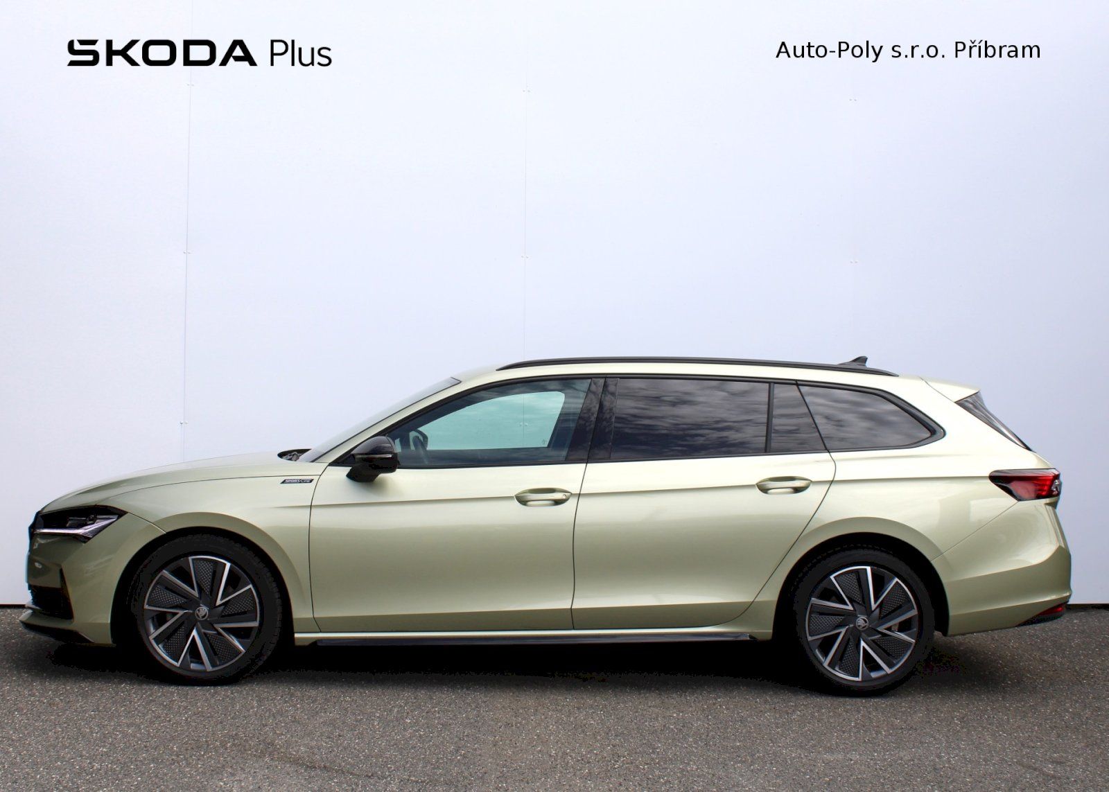 Škoda Superb, Sportline 2.0TDI / 110kW 7°DSG - fotka 3