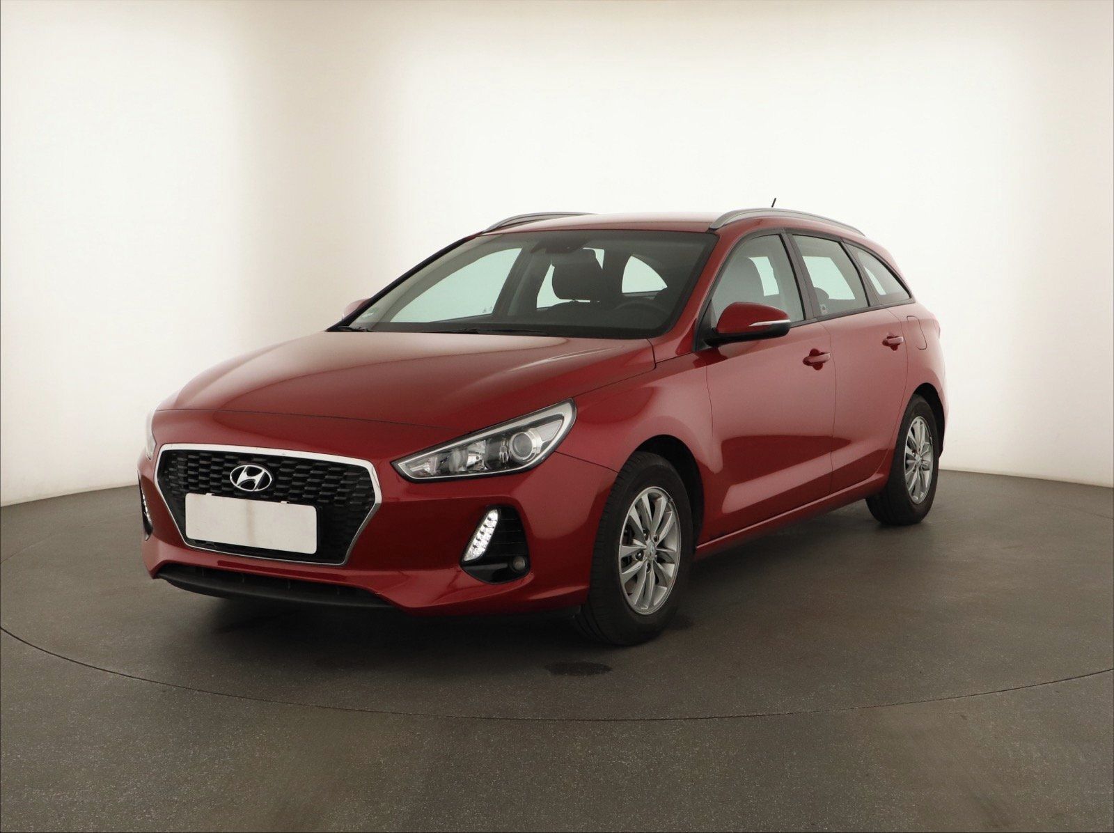 Hyundai i30, 1.0 T-GDI, ČR,1.maj - fotka 2