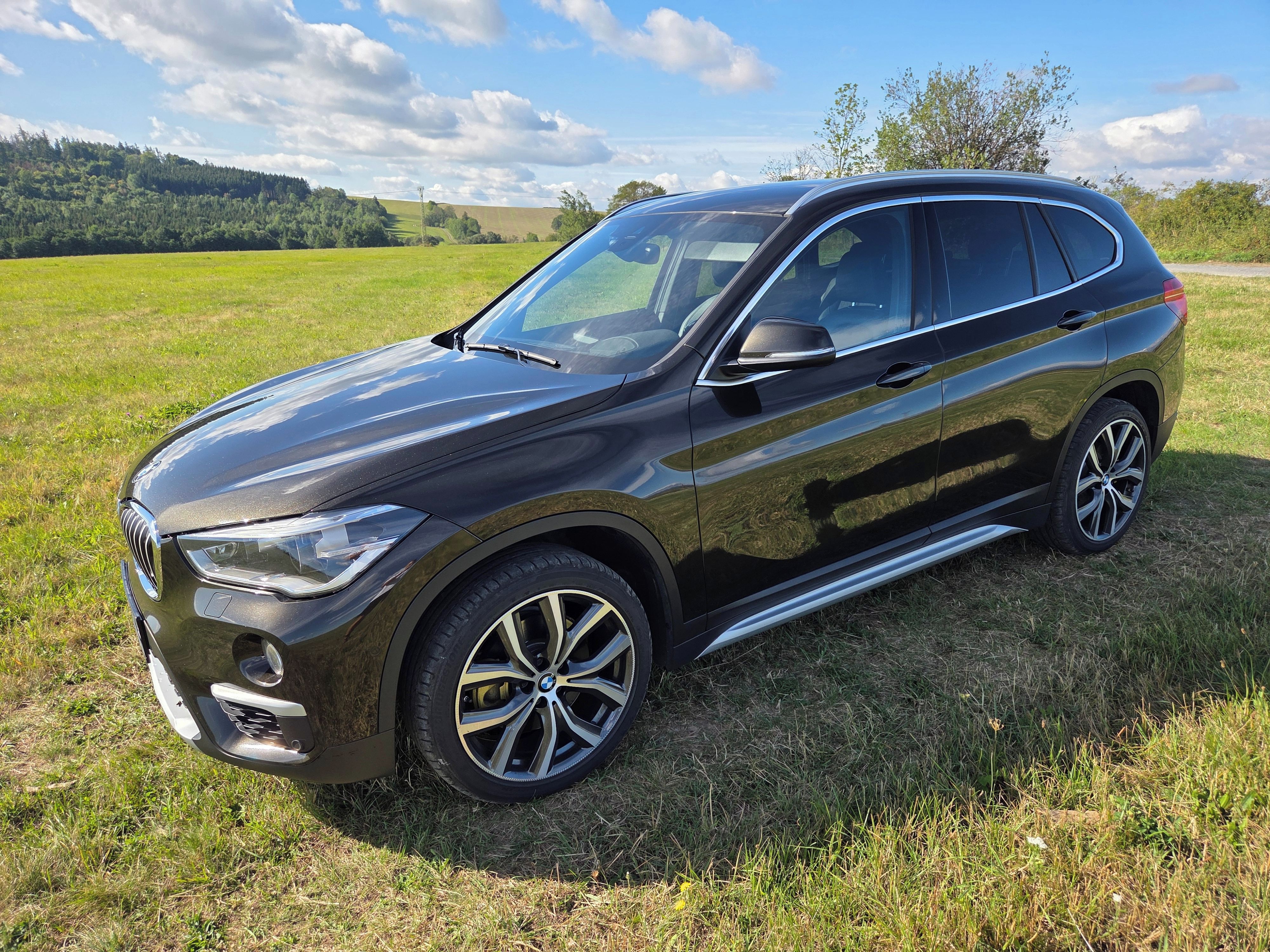 BMW X1, 2.0d 140kw xdrive TOP Stav