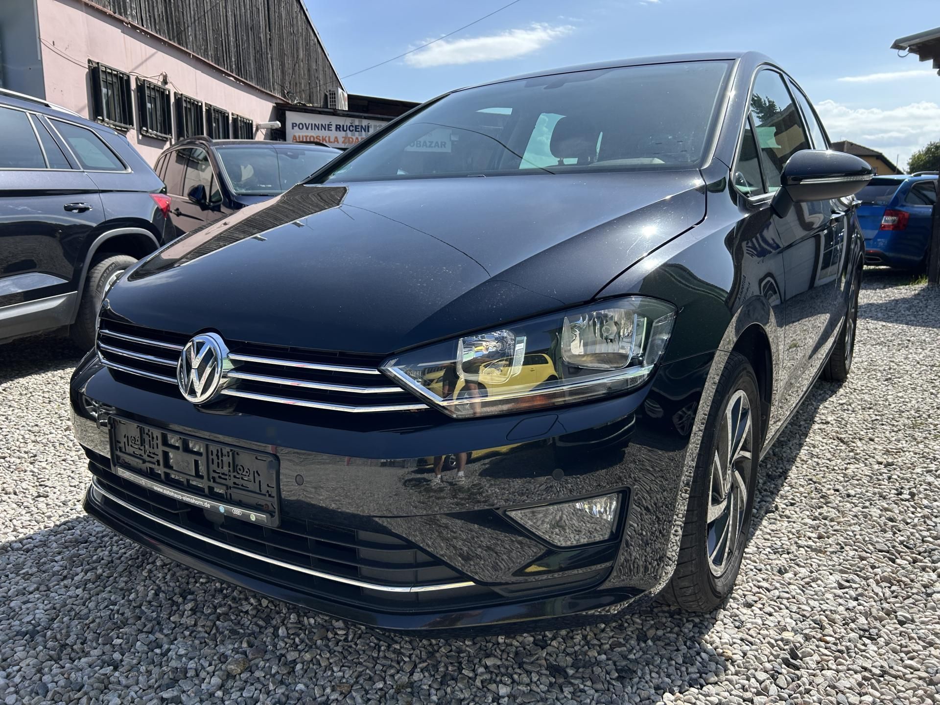 Volkswagen Golf Sportsvan, 1.2 TSi 81 KW naj.140 tis km - fotka 2
