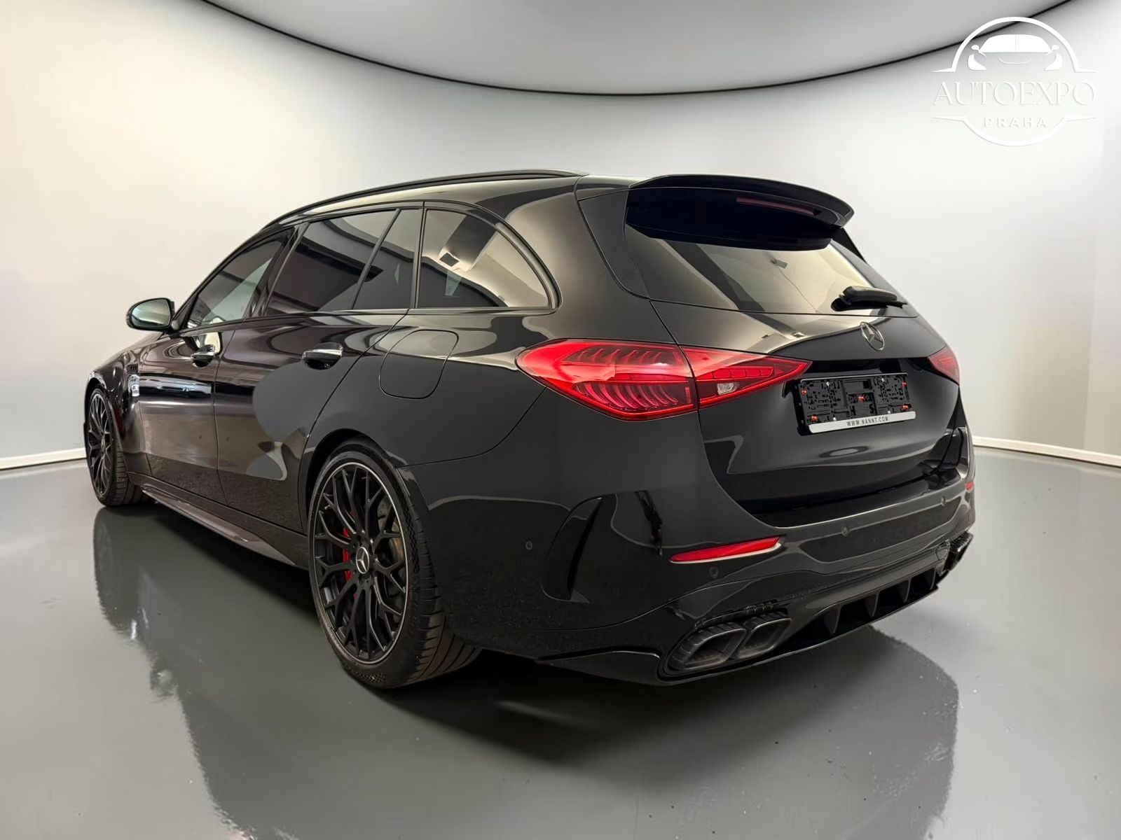Mercedes-Benz Třídy C, 63 AMG T 4M+ S E-PERFORMANCE - fotka 4