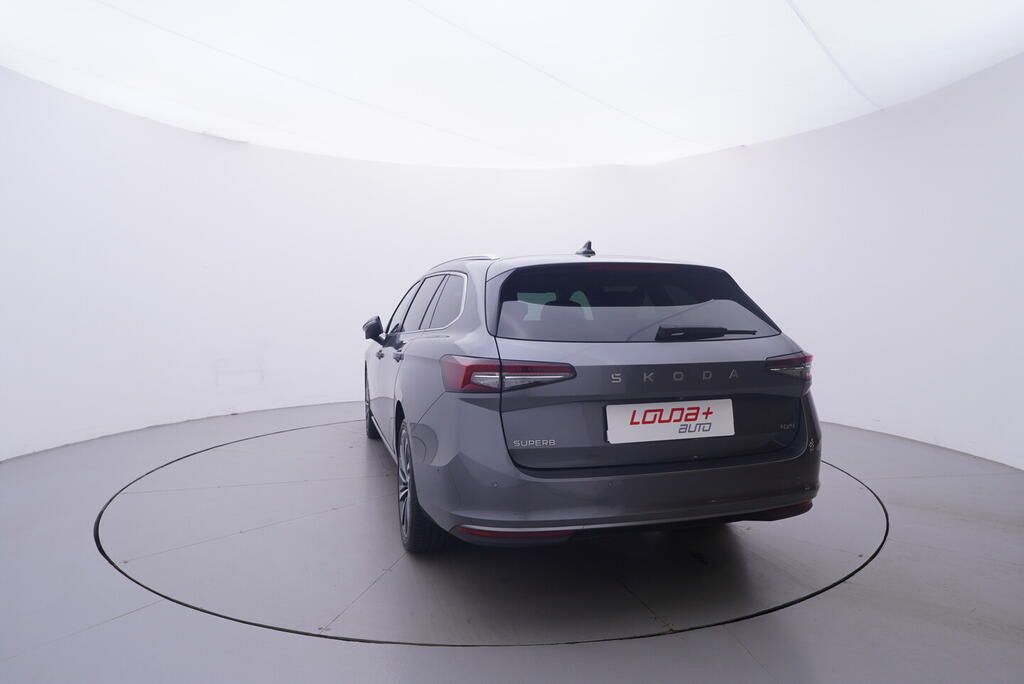 Škoda Superb, L&K 2.0 TDI 142 kW - fotka 4