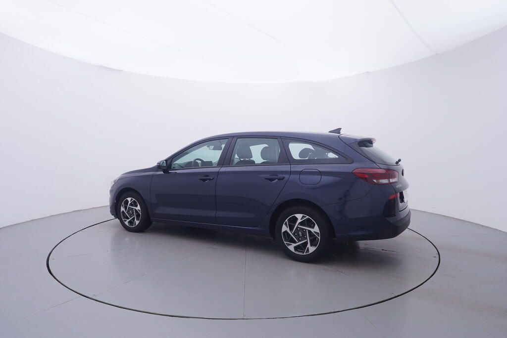 Hyundai i30, Start 1.0 GDI 73 kW - fotka 3