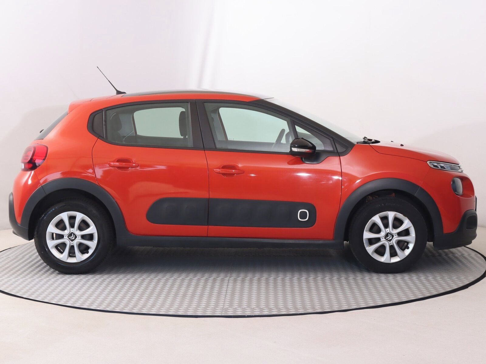 Citroën C3, 1.2 VTi, Serv.kniha - fotka 6