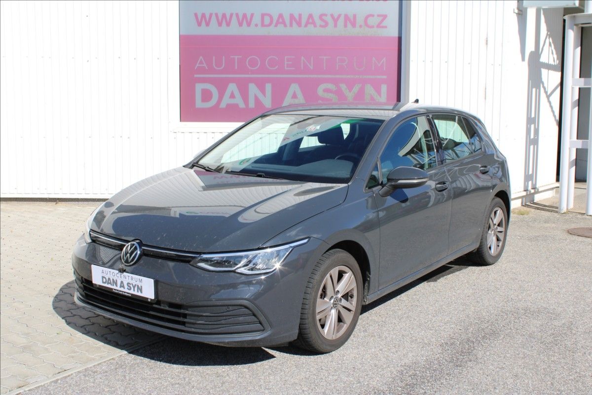 Volkswagen Golf, 1,0 TSI Life CZ původ