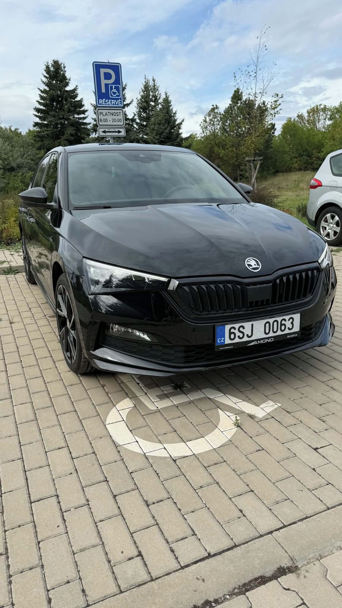 Škoda Scala, Škoda Scala Monte Carlo 1.5TSI - fotka 2